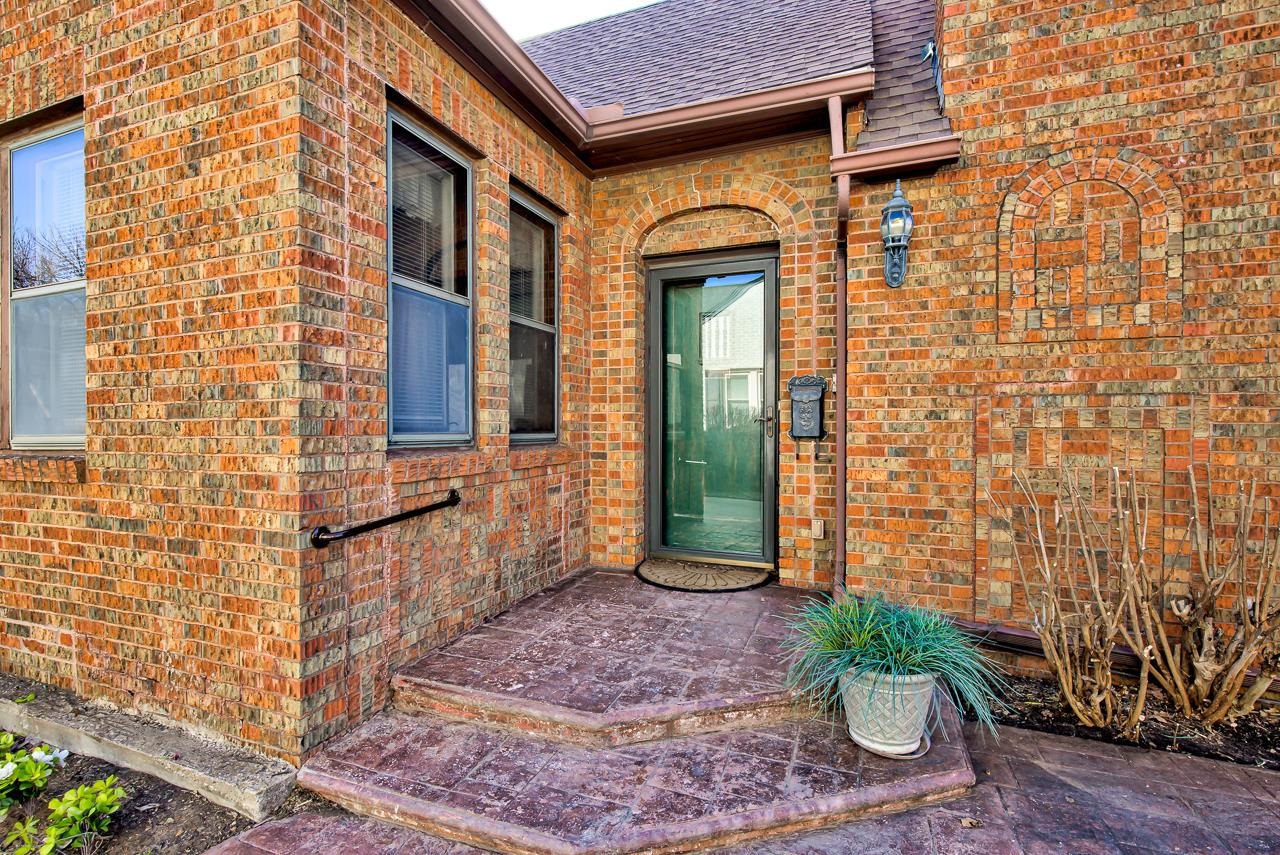1217 Indian Dr