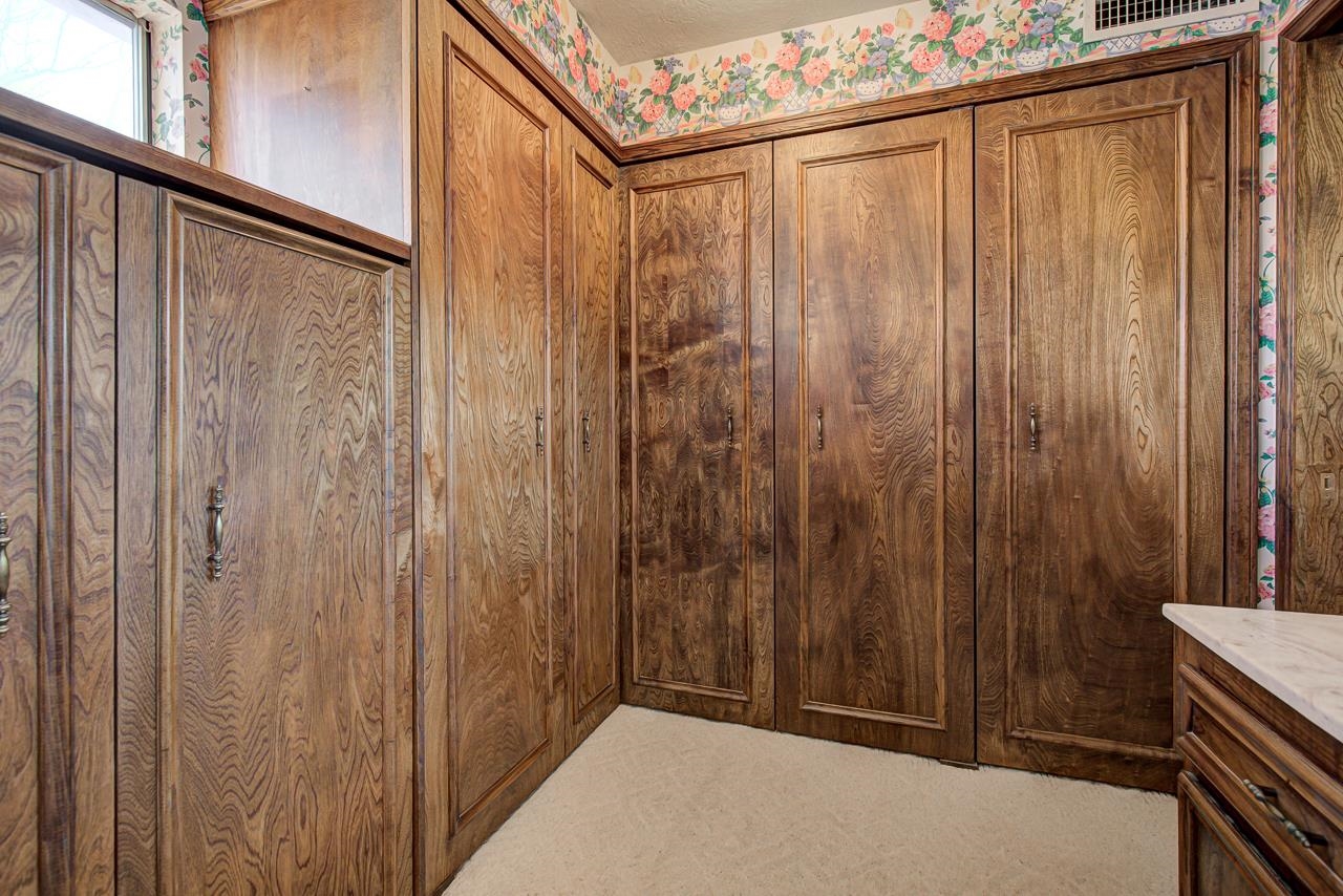 1217 Indian Dr