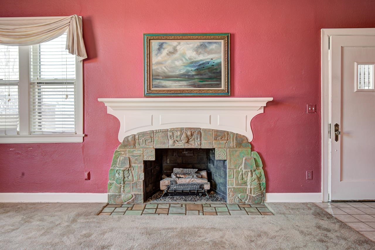 1217 Indian Dr