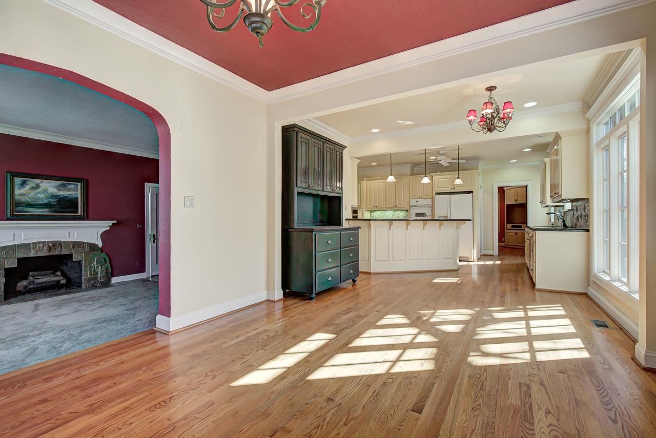 1217 Indian Dr