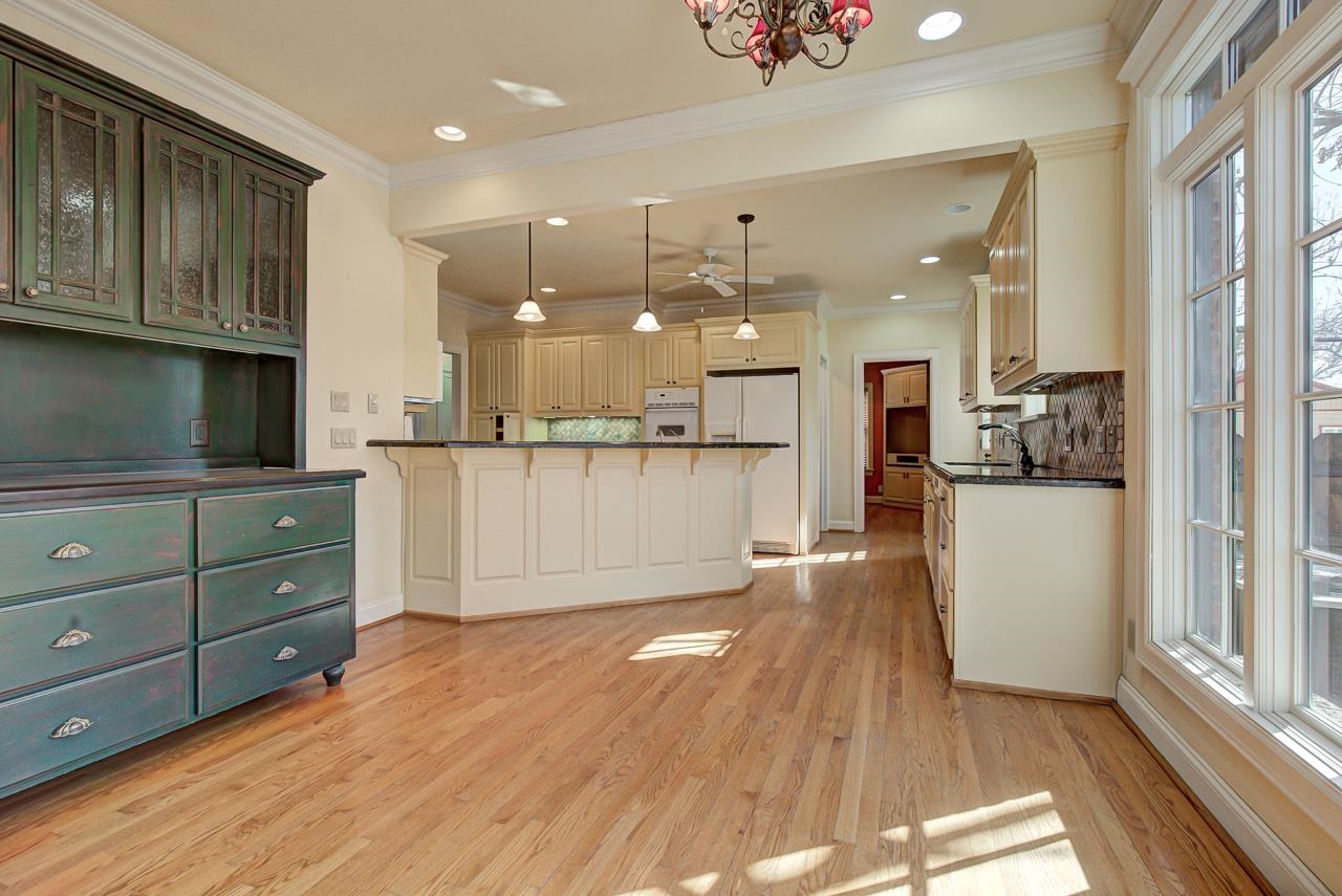 1217 Indian Dr