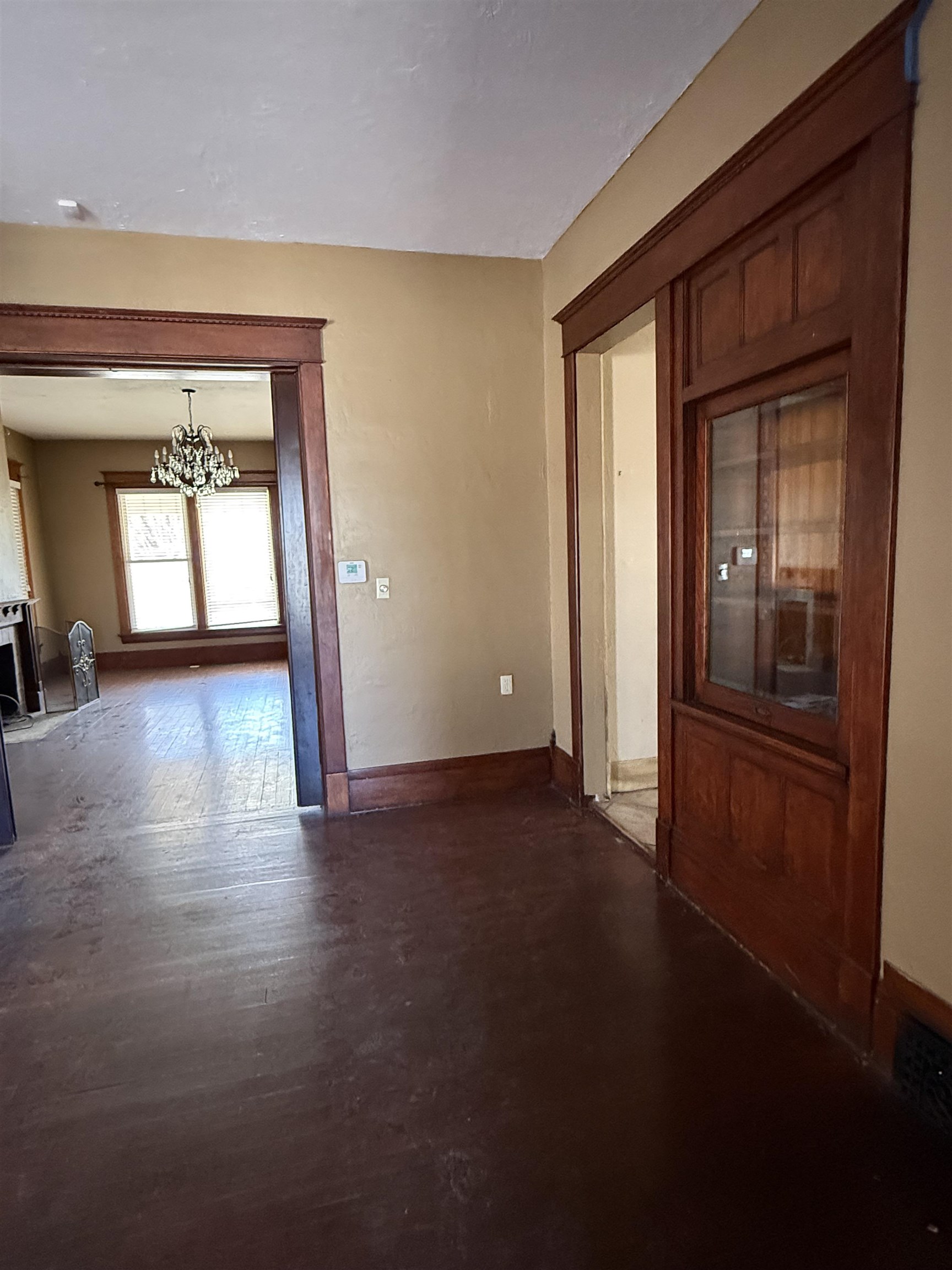 412 W Elm St