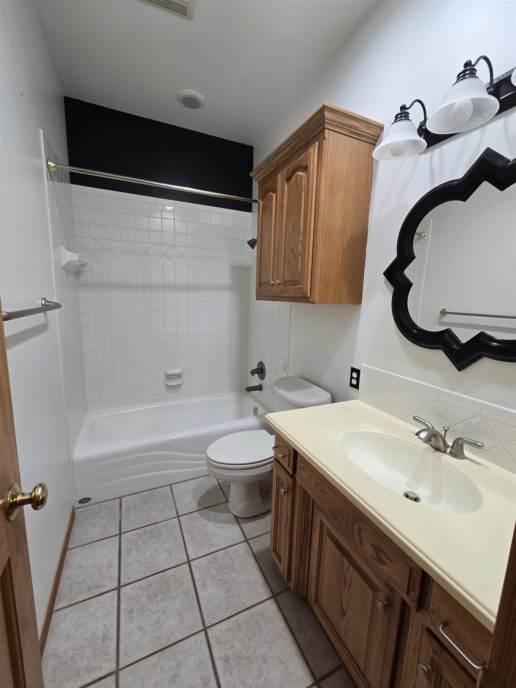 3801 Whippoorwill Ln