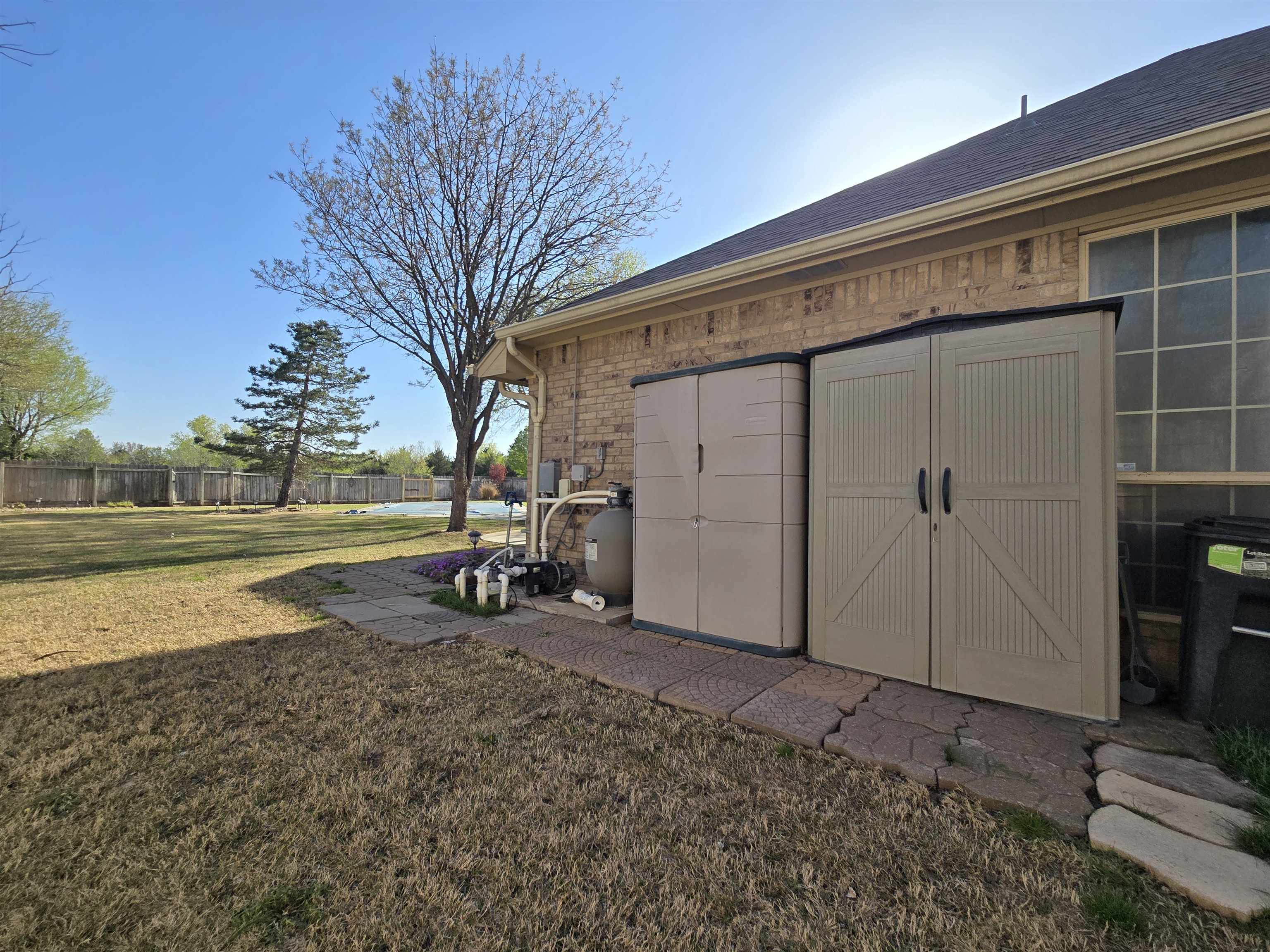 3801 Whippoorwill Ln