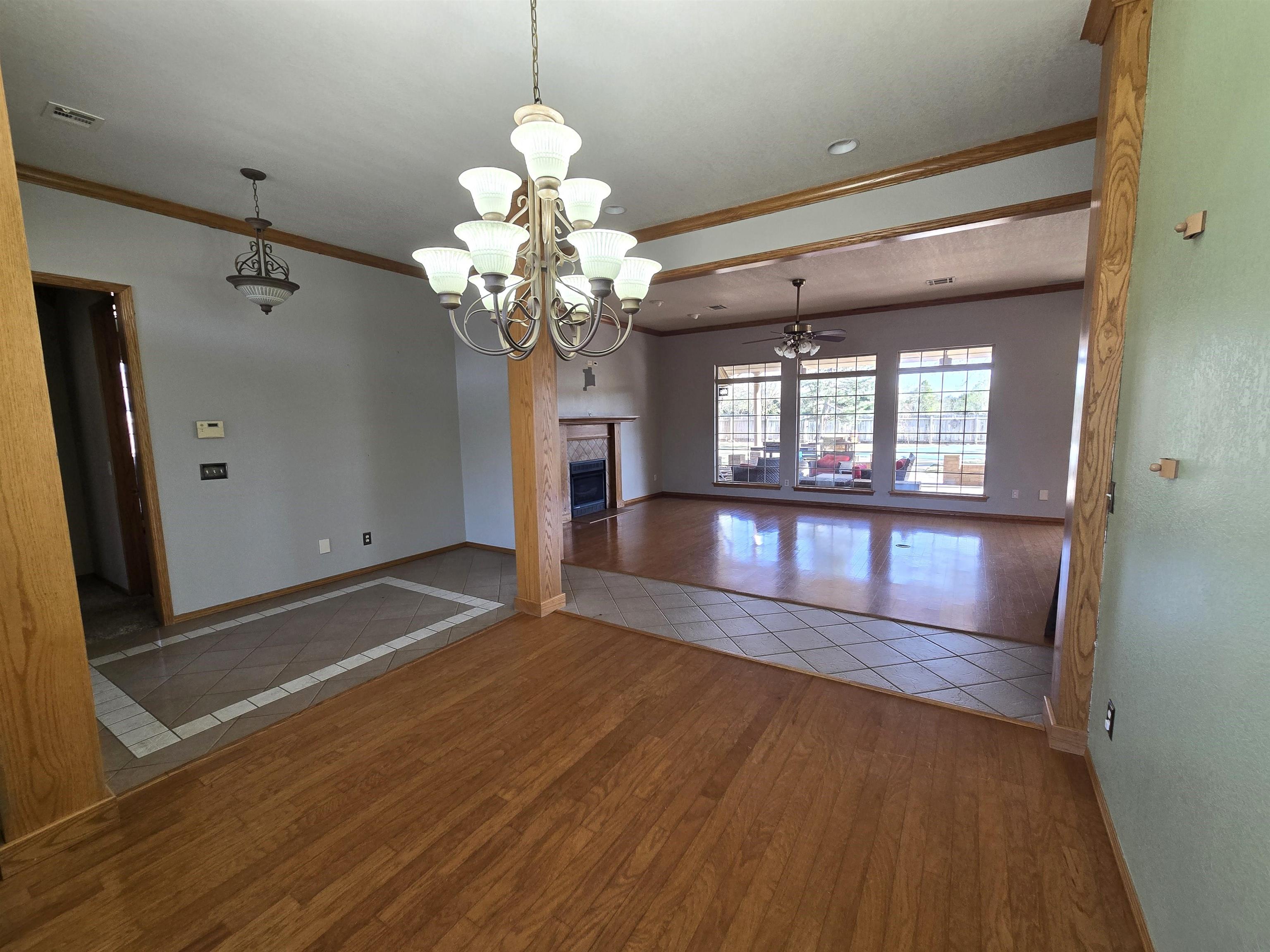 3801 Whippoorwill Ln