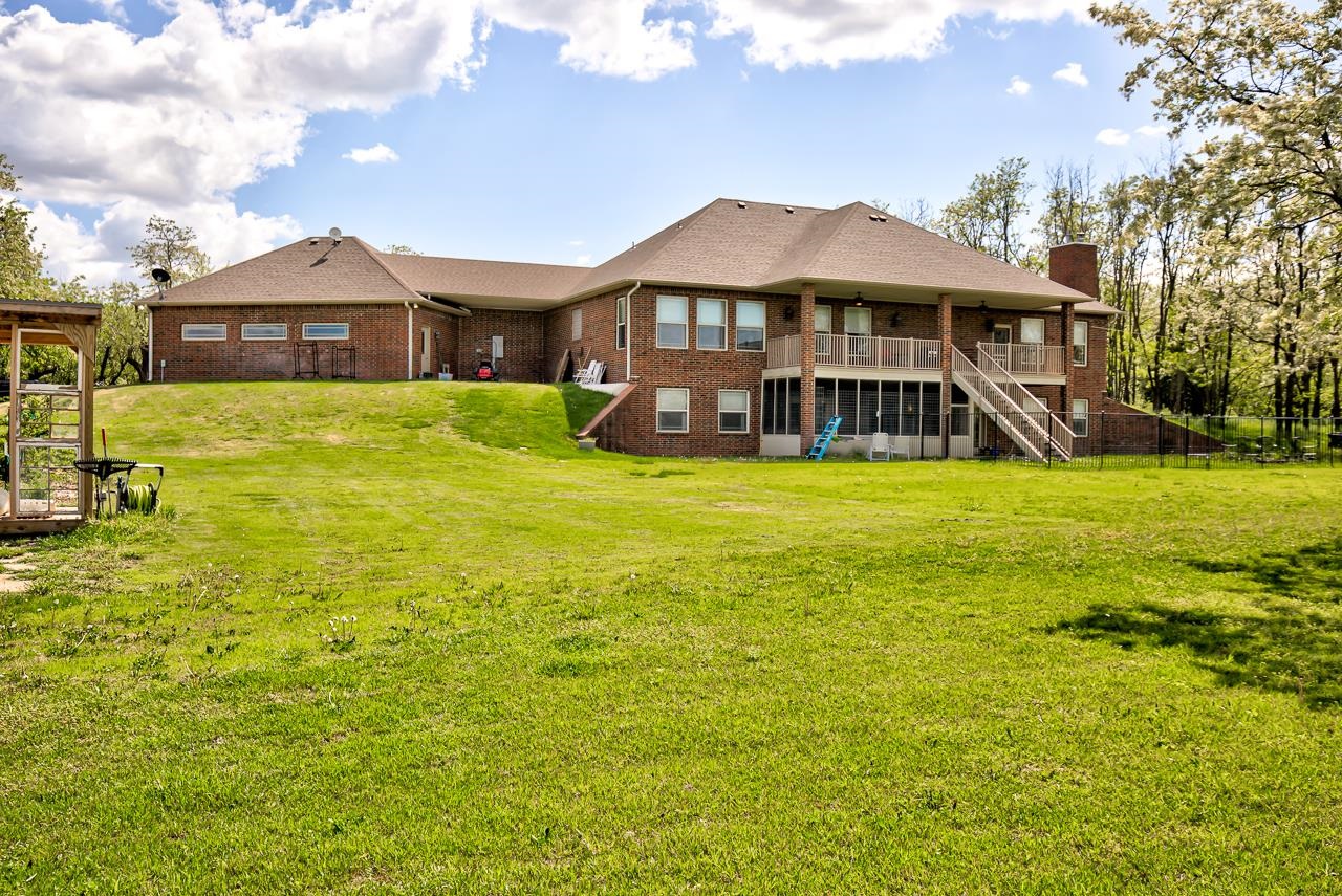 2528 W Carrier Rd