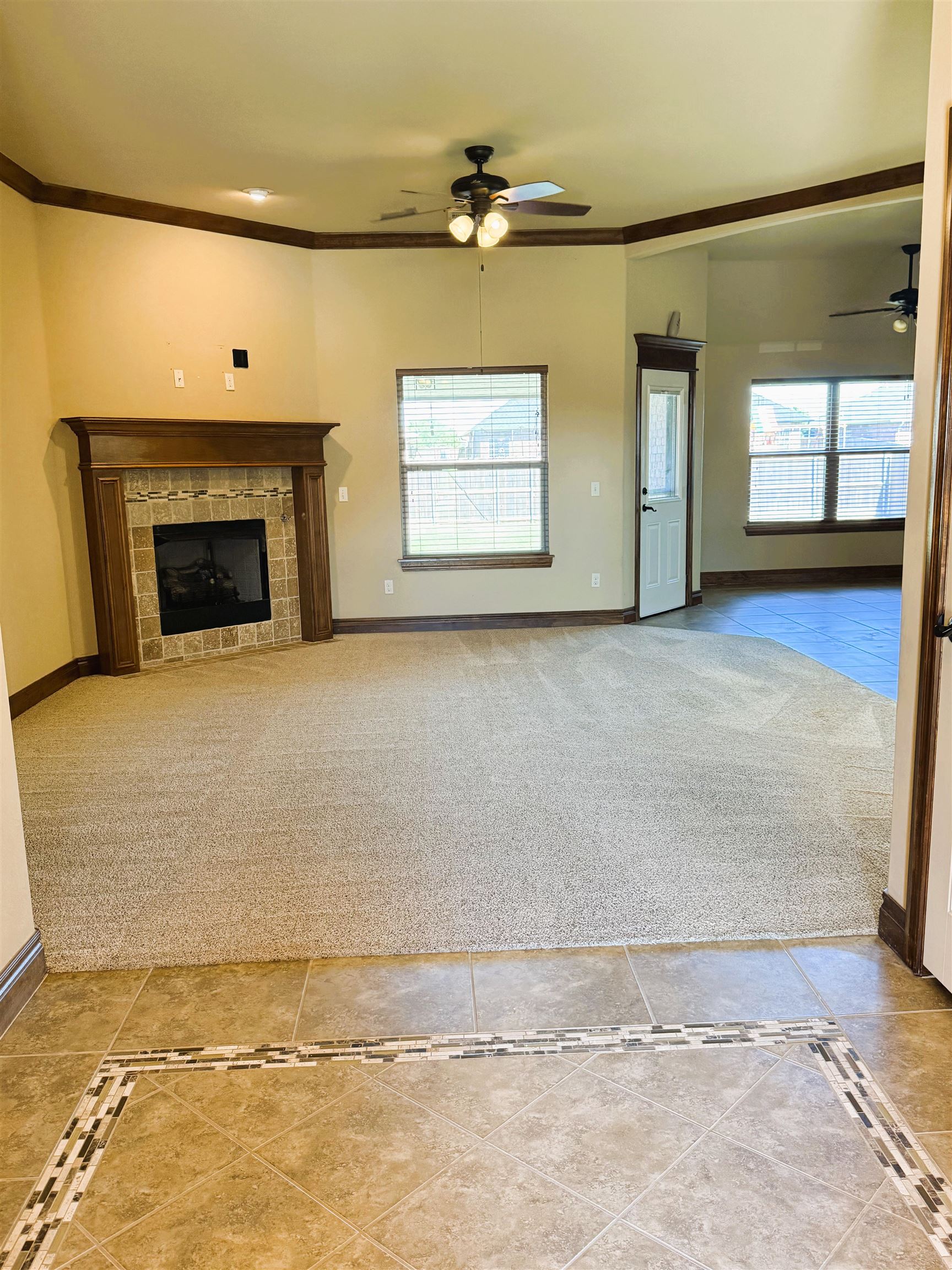 523 Grizzly Ln