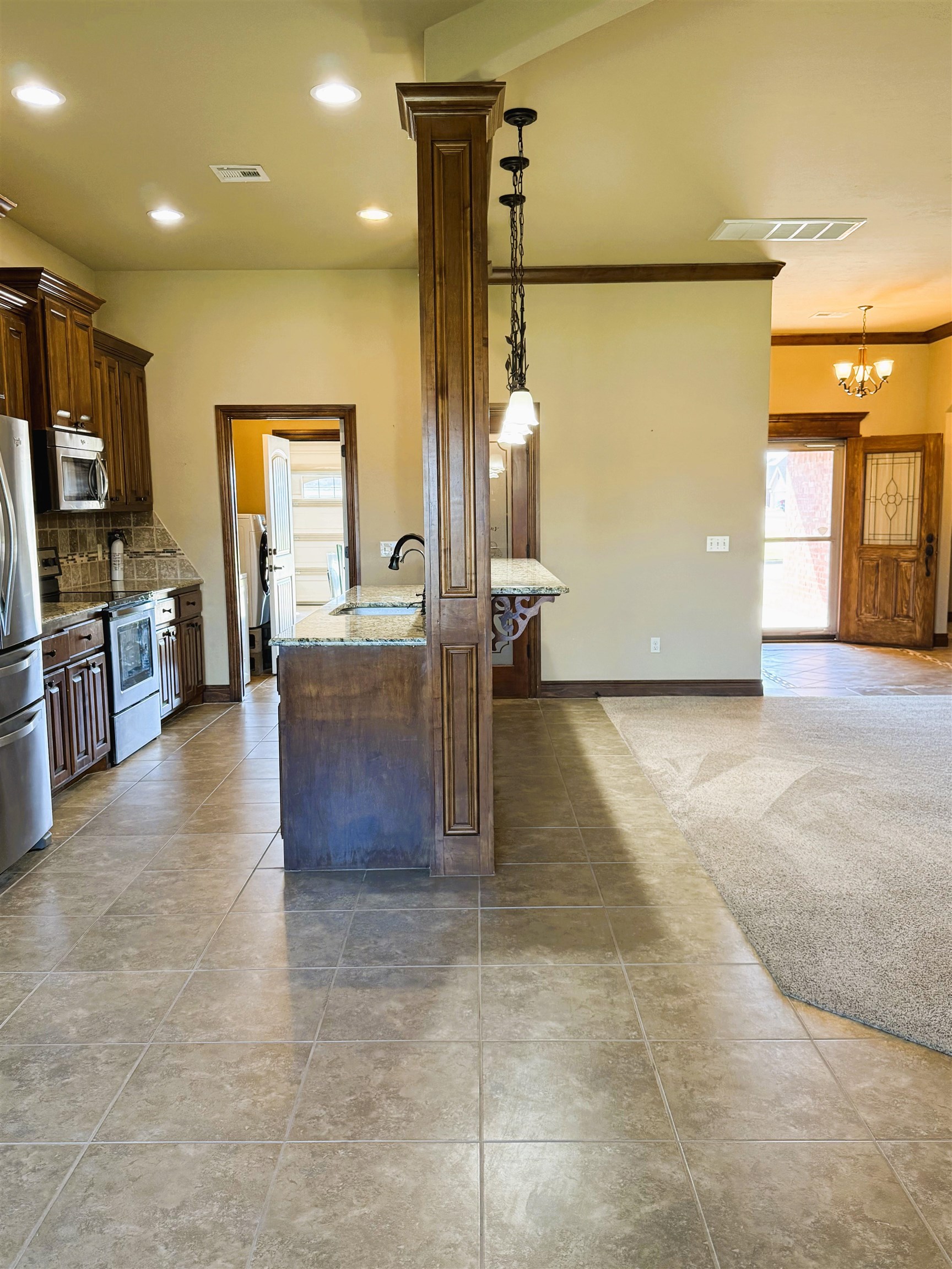523 Grizzly Ln