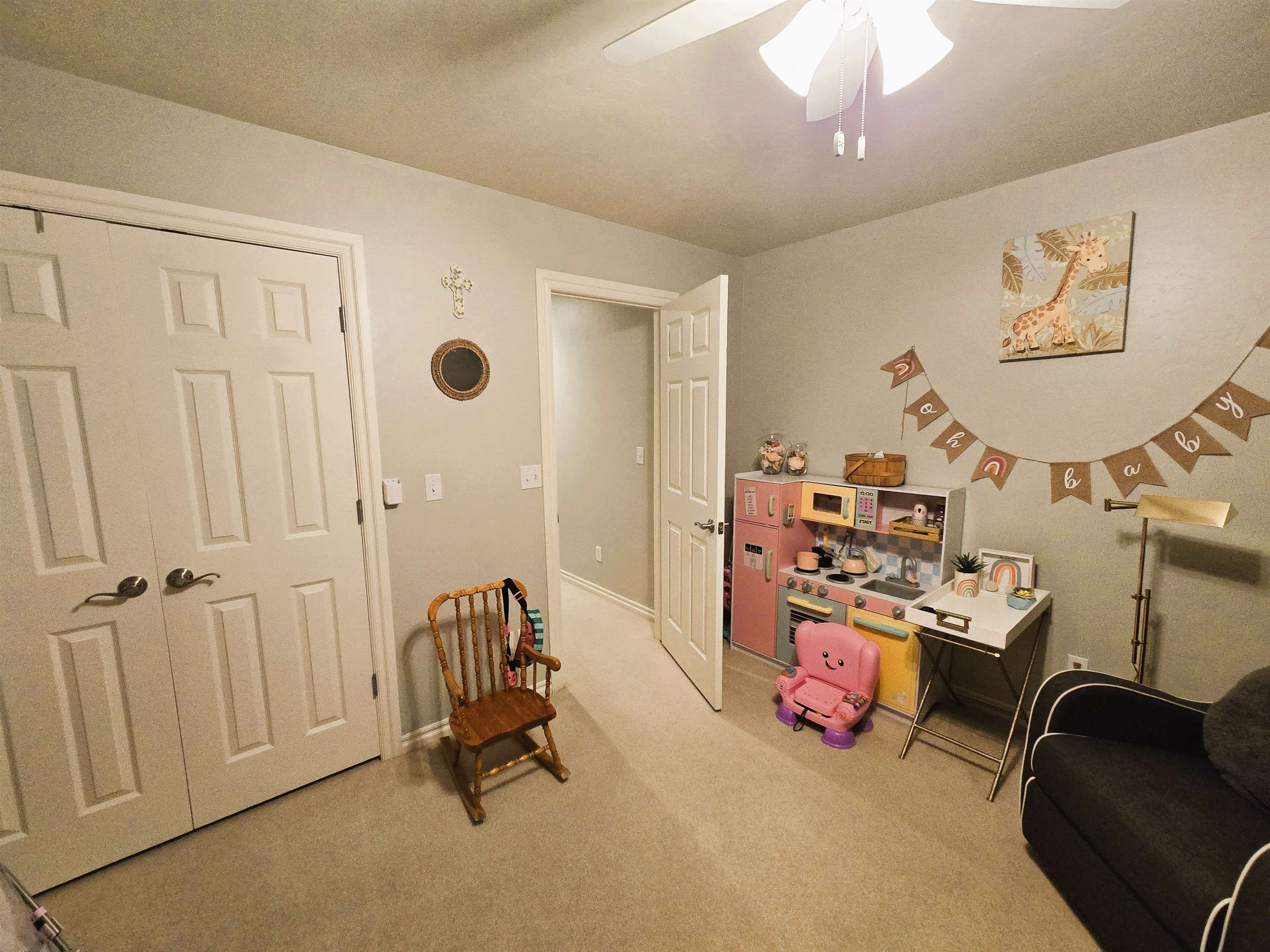 3815 Rockwood Rd