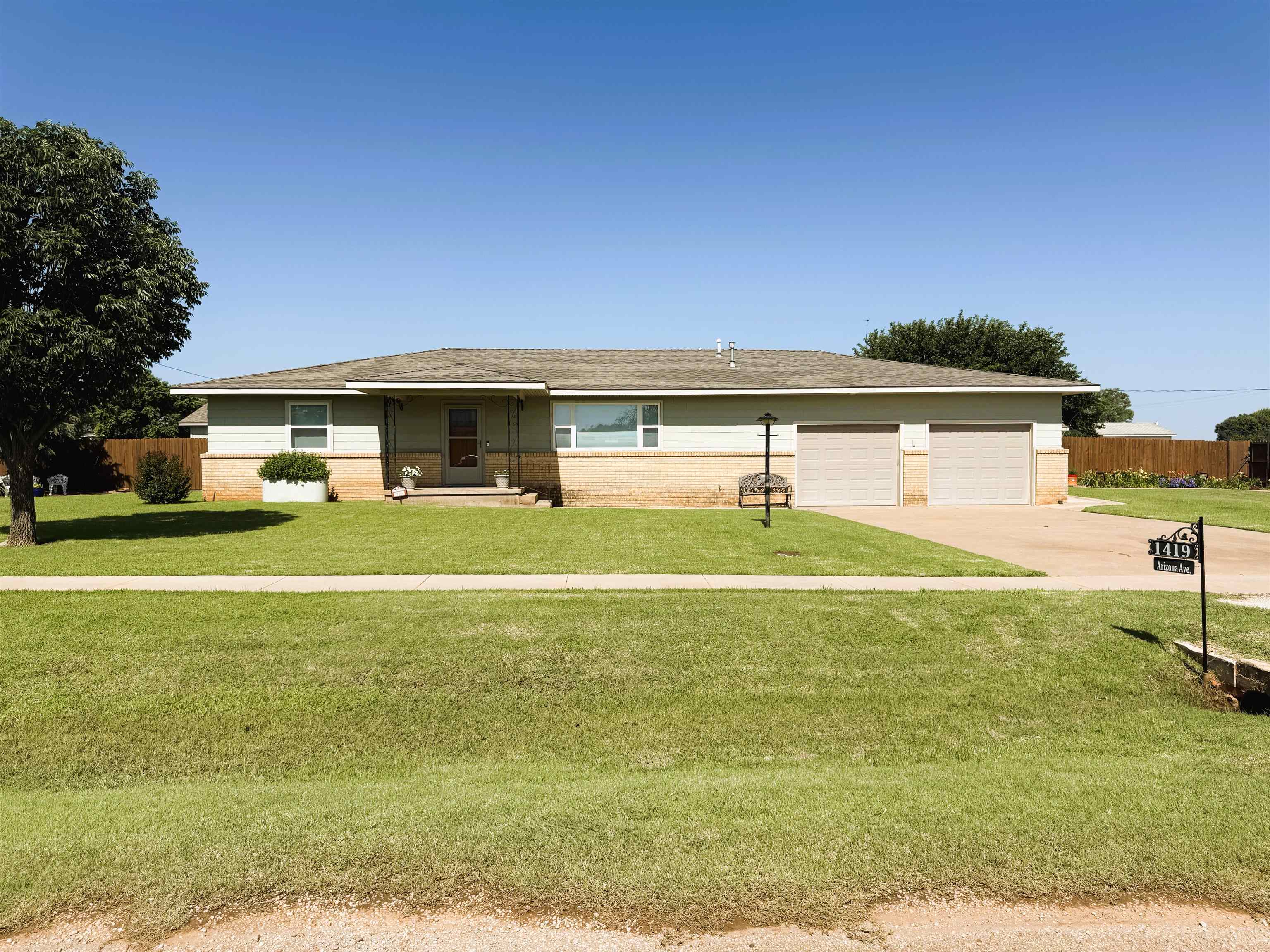 1419 Arizona Ave