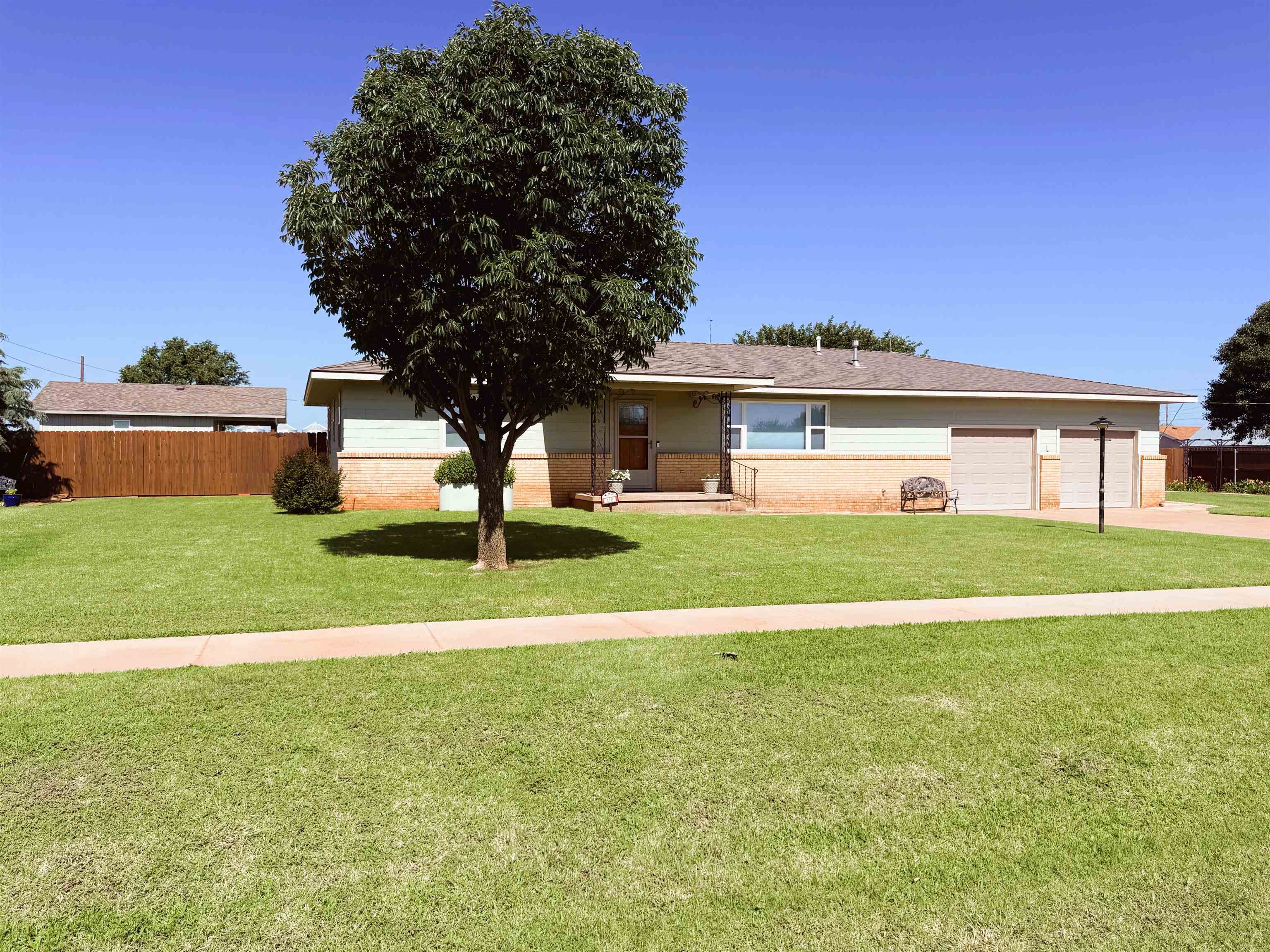 1419 Arizona Ave