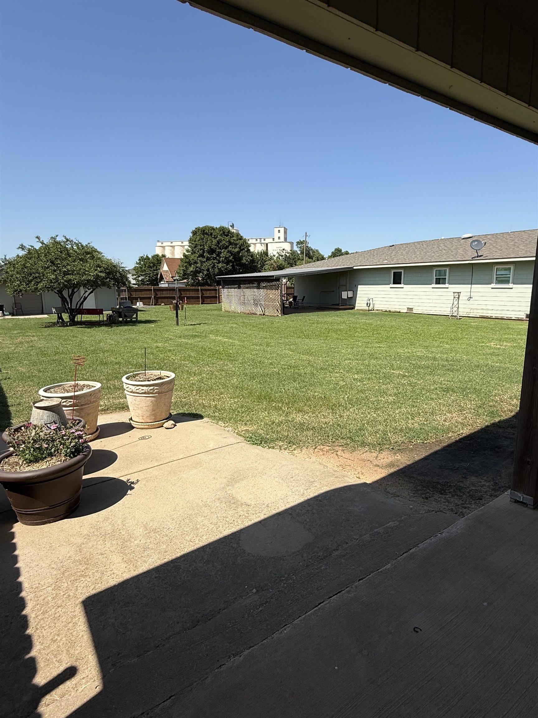 1419 Arizona Ave