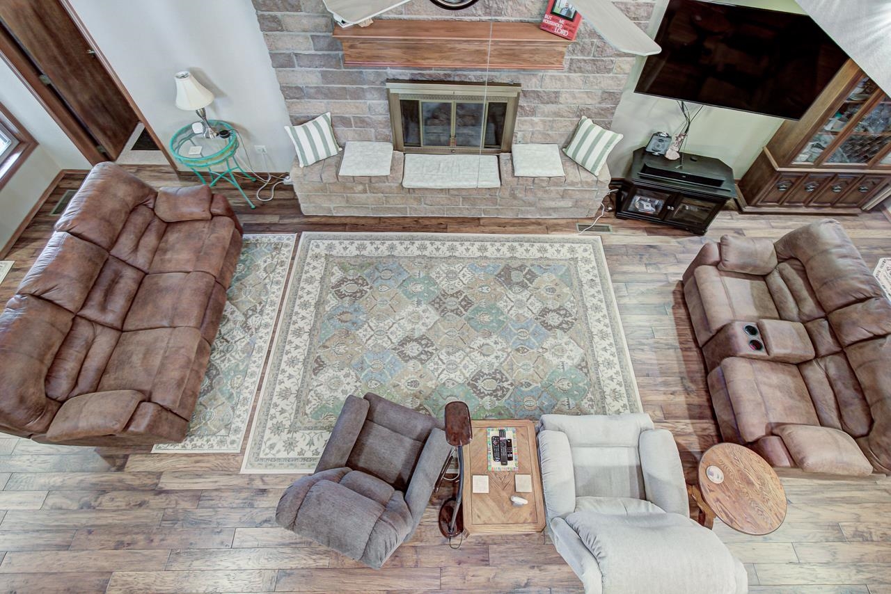 3225 Whippoorwill Ln