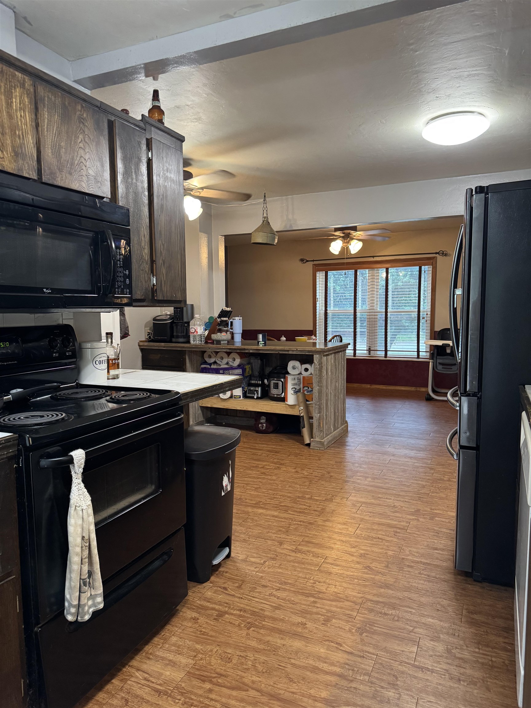 305 S 4th St 305 S 4th St