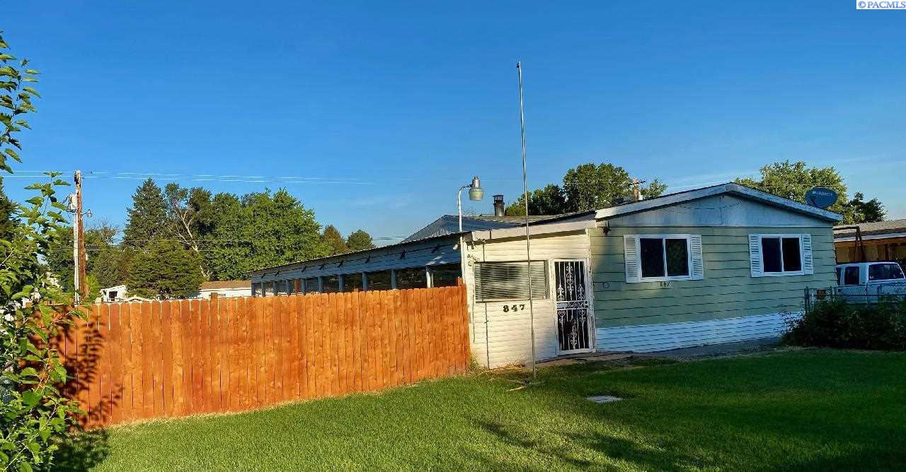 West Richland Homes for Sale | Retter & Company