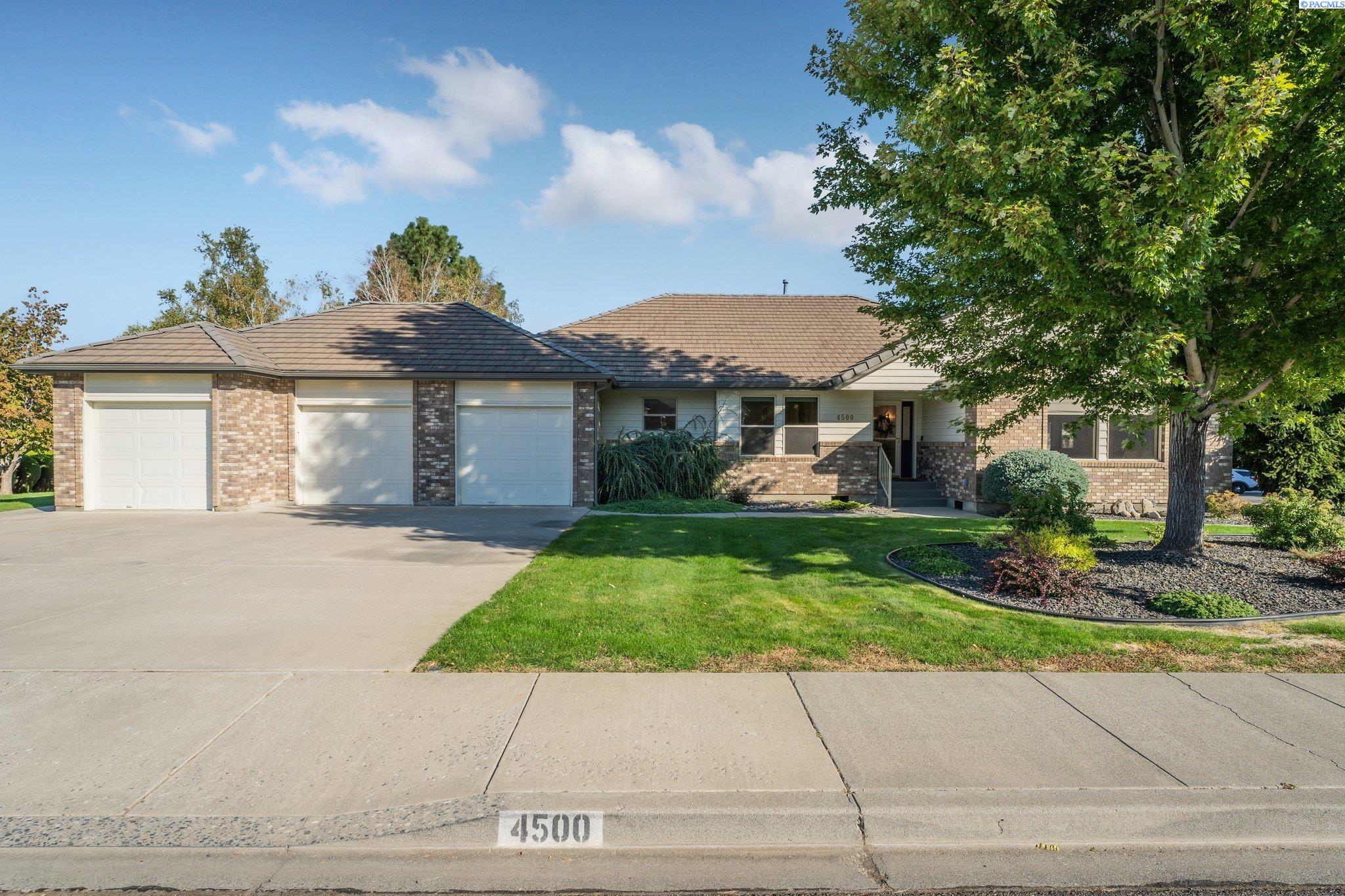 4500 W 19TH AVE, KENNEWICK, WA 99338 Powell Tricities