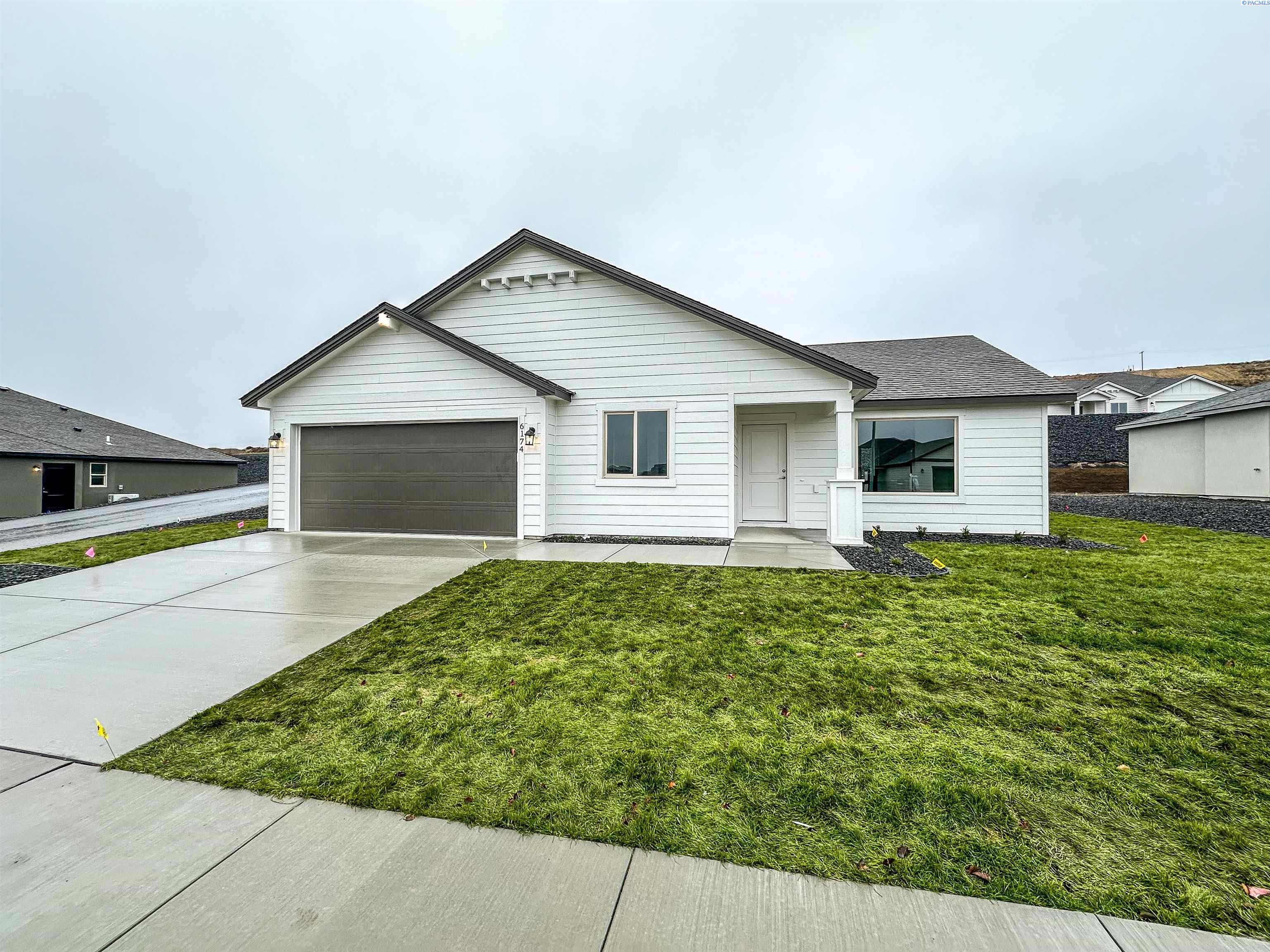 6174 W 30TH PL, KENNEWICK, WA 99338 Beacon Realty and Property Management