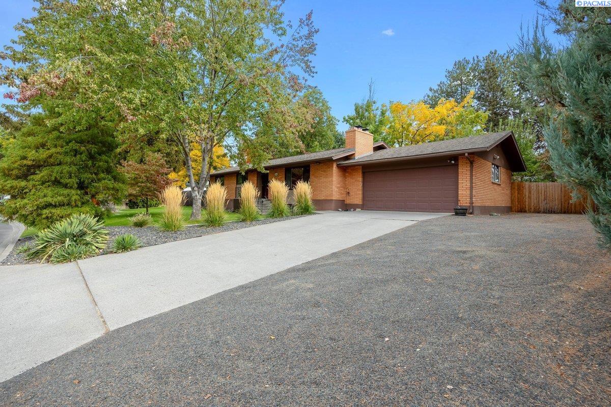 2142 Hoxie Avenue., Richland WA 99354 279074 Real Estate Rette...