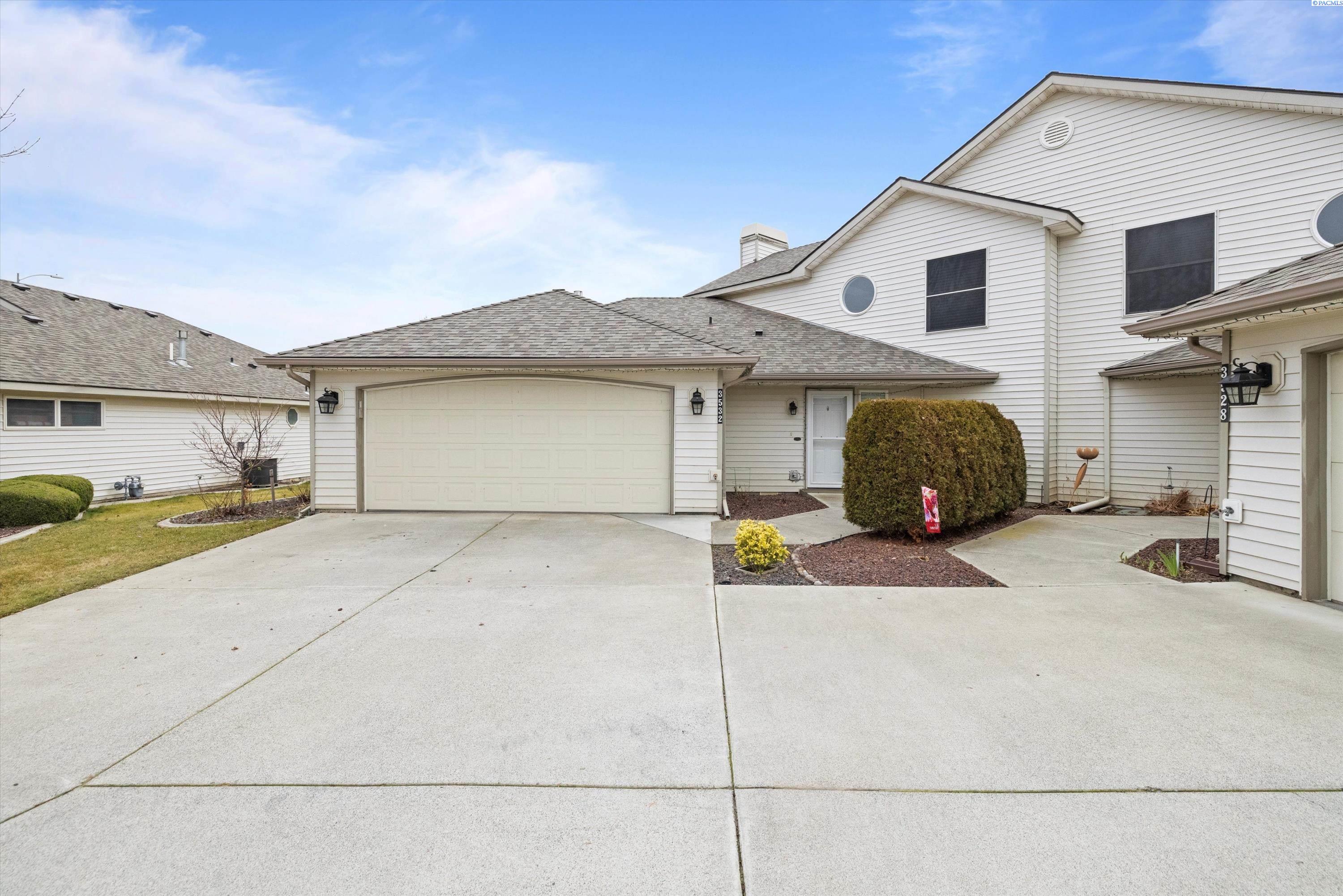 3532 S Fisher Court