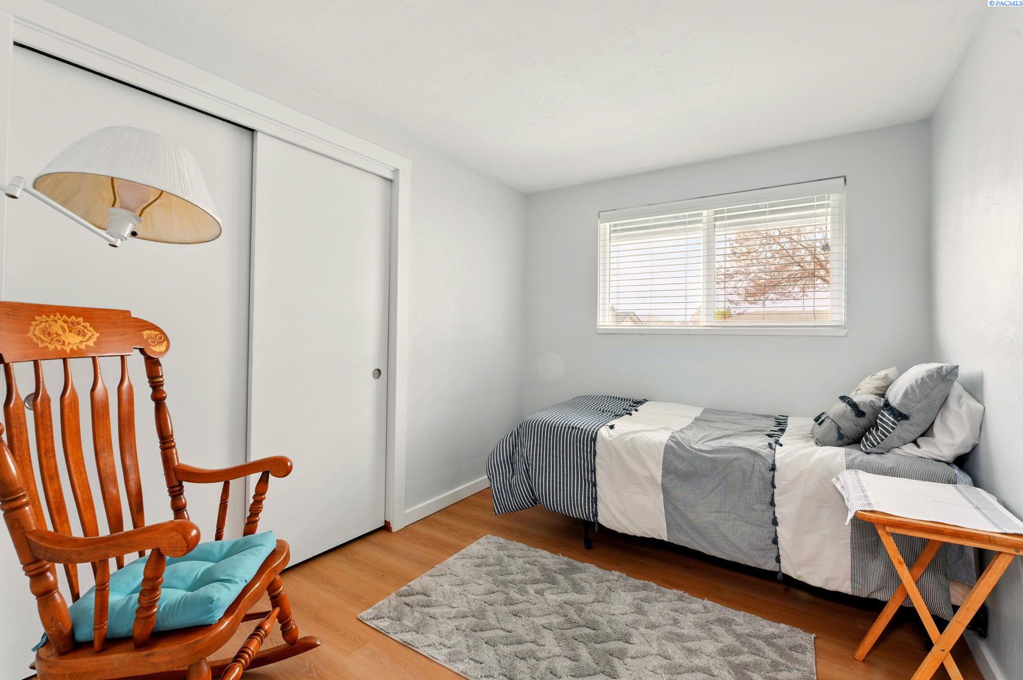214 S Olson