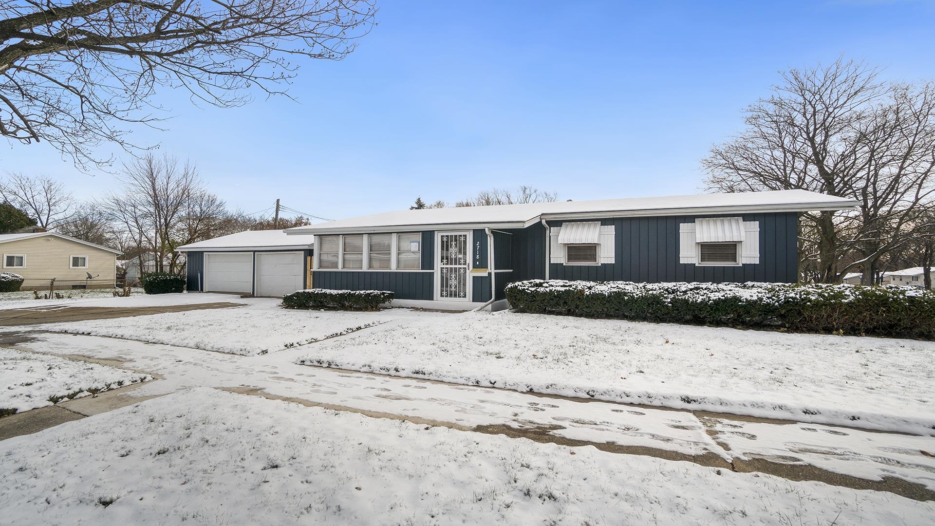 For Sale 2718 Canterbury Lane, Rockford, IL 61101 3 Beds / 1 Full