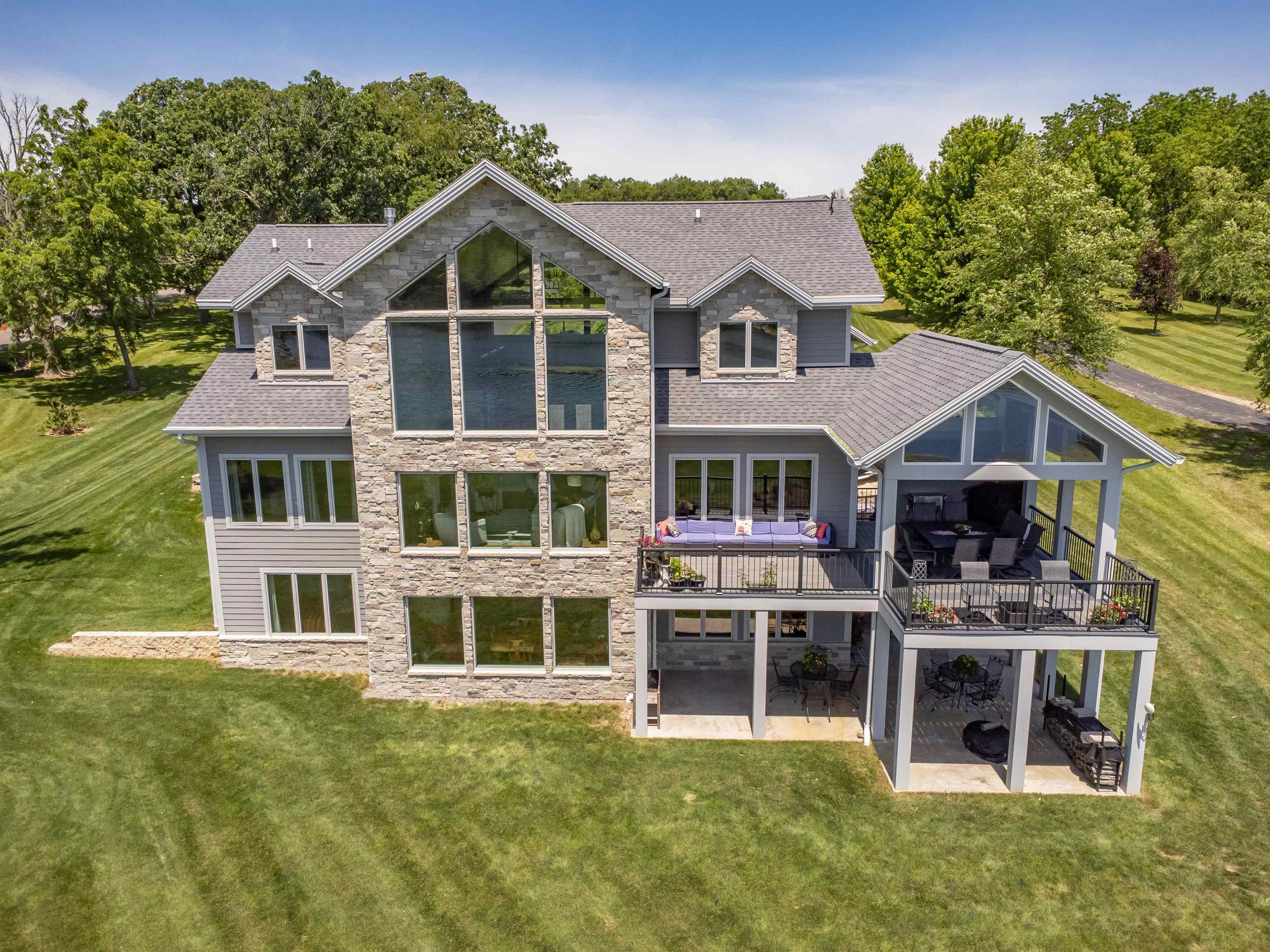 2580 Lake Carroll Boulevard, Lake Carroll, IL 61046 MLS 202403010