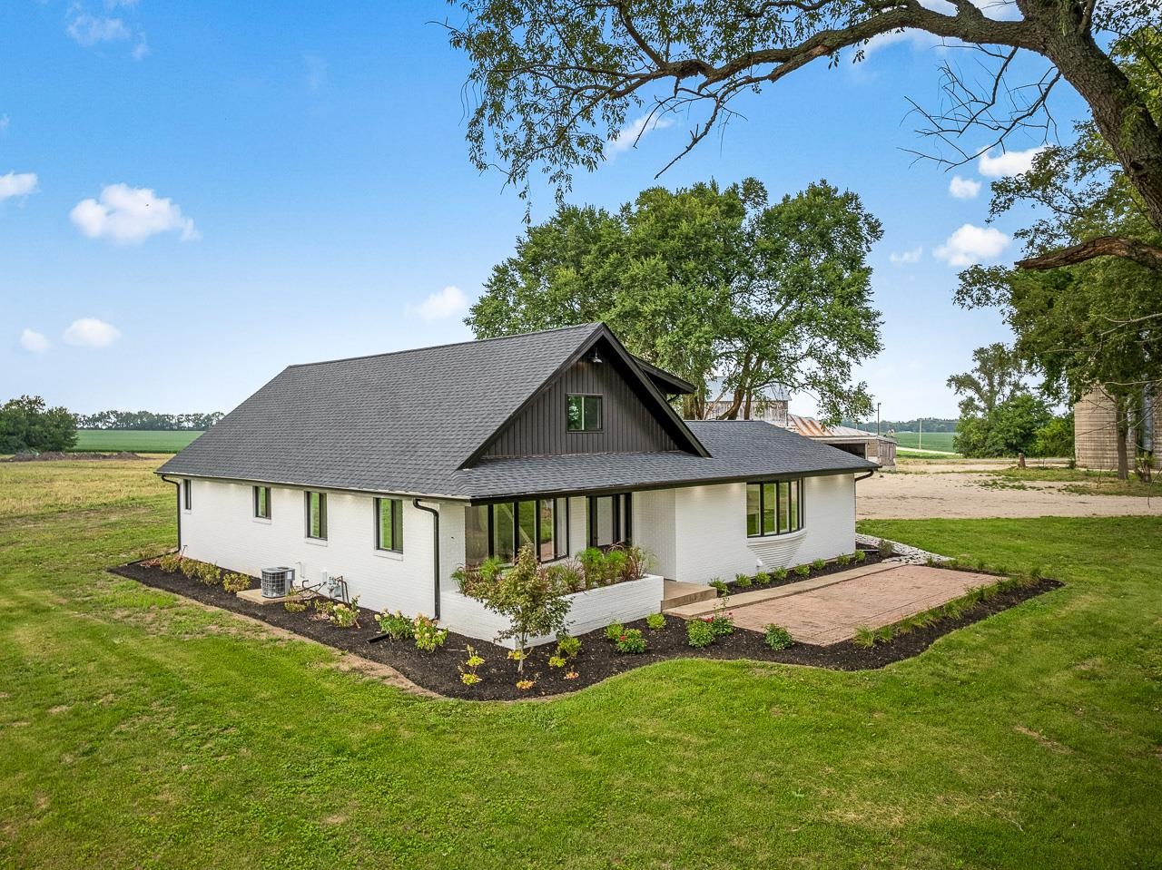 2465 Centerville Road, Rockford, IL Ruhl&Ruhl