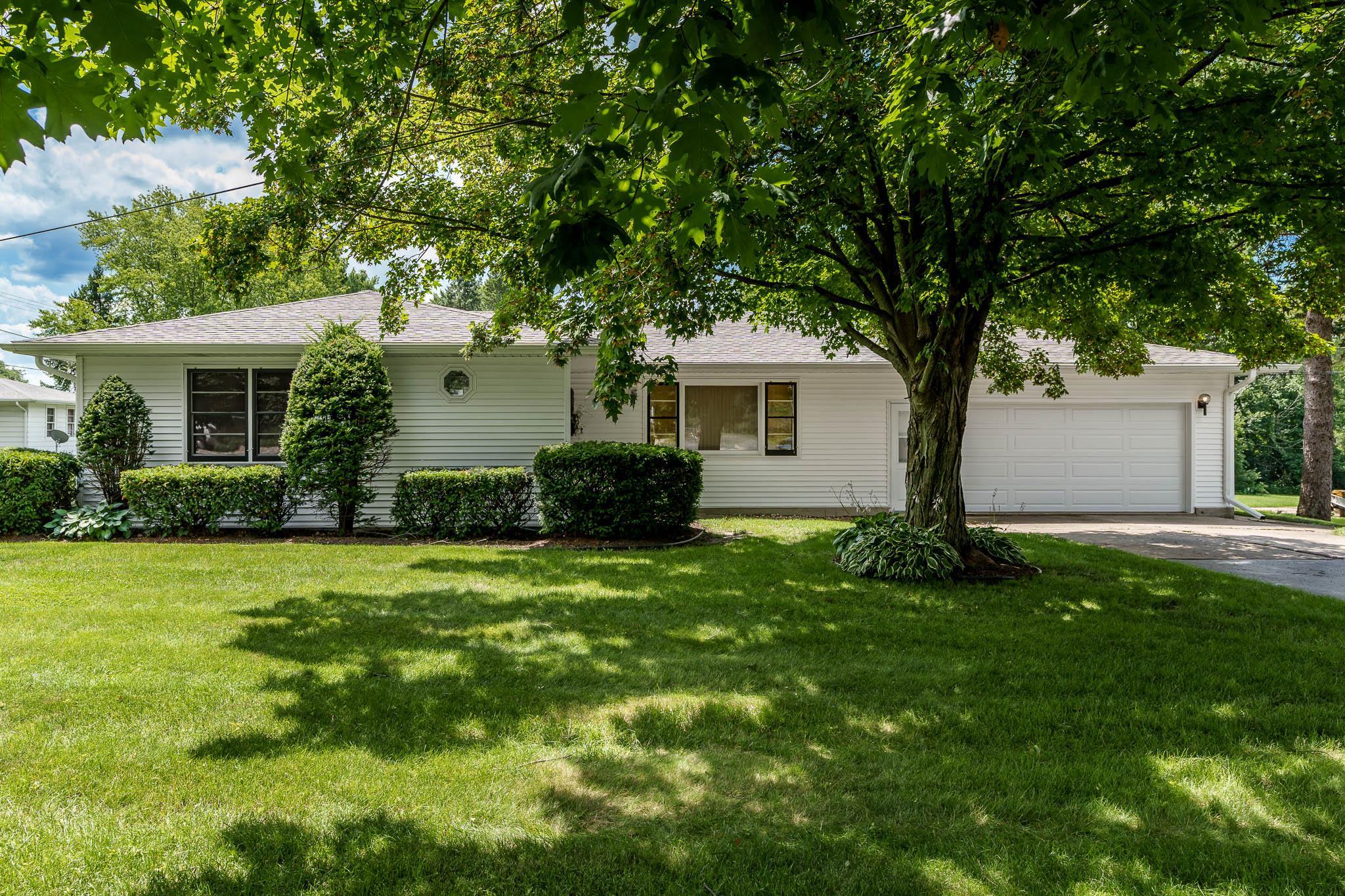 5963 Guilford Road, Rockford, IL Ruhl&Ruhl
