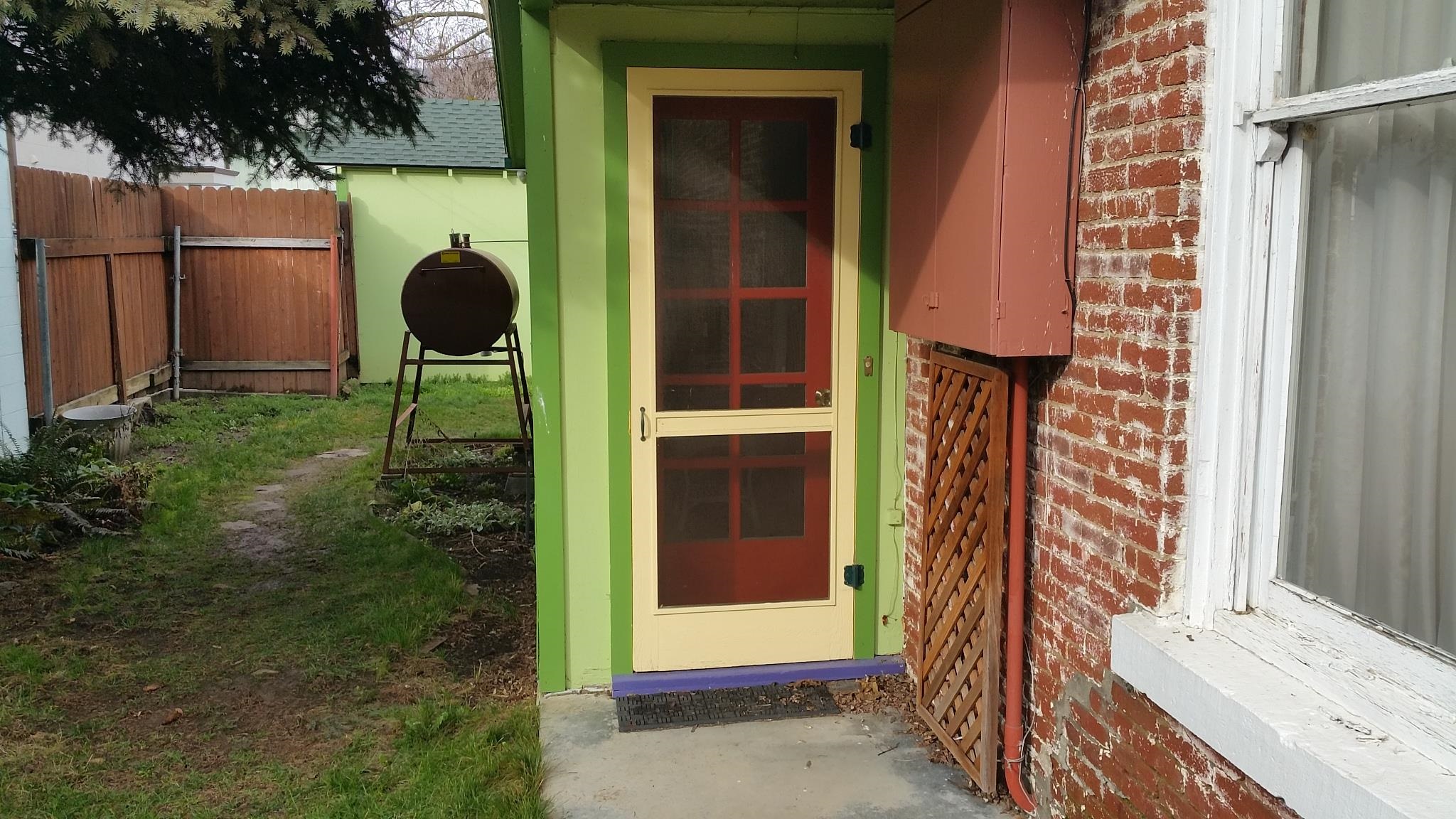 117 N Oregon