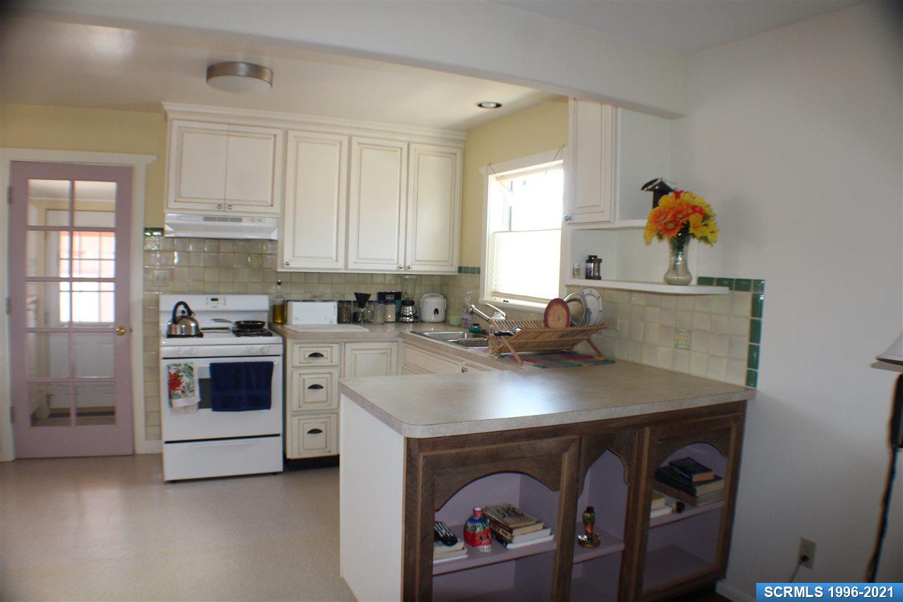 801 Winifred Street — Silver Advantage Real Estate