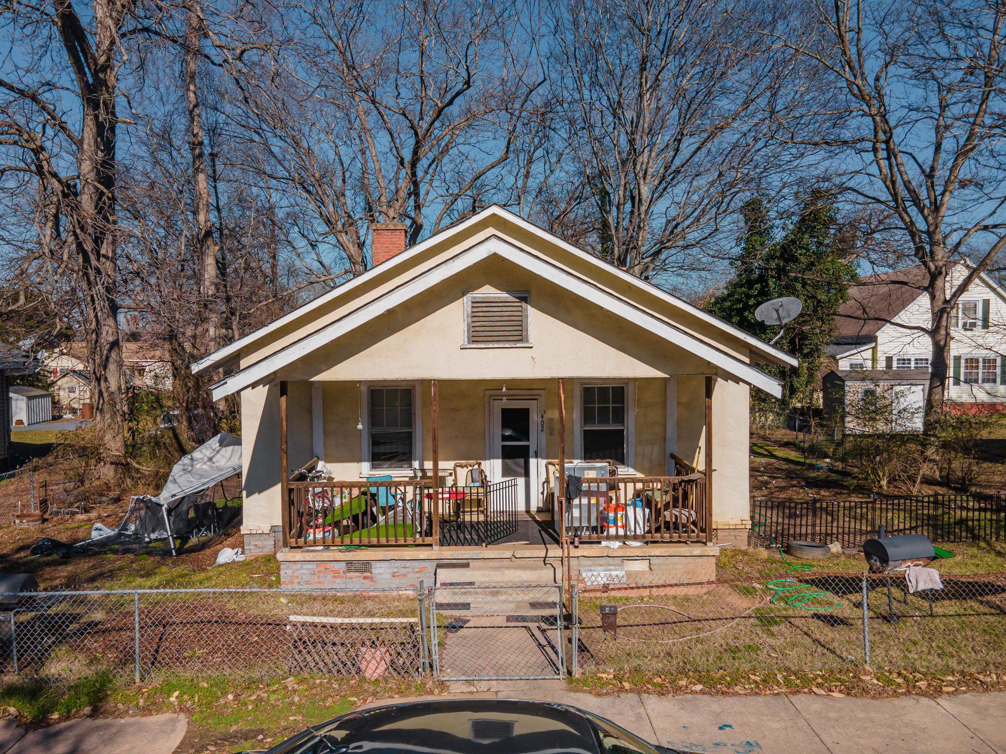 402 W Pitts St., Clinton, SC 29325