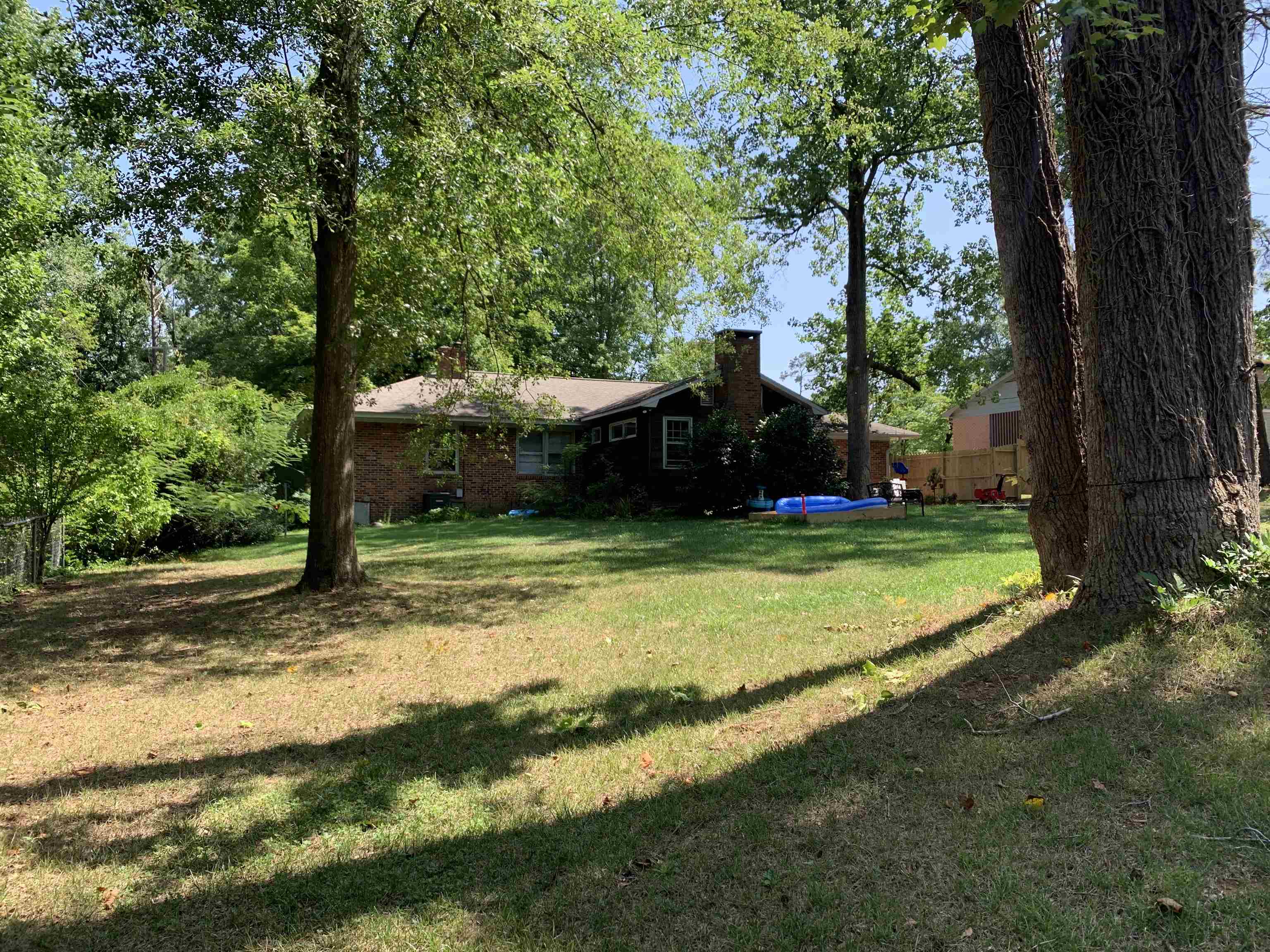 101 Pinedale Ct, Spartanburg, SC 29301