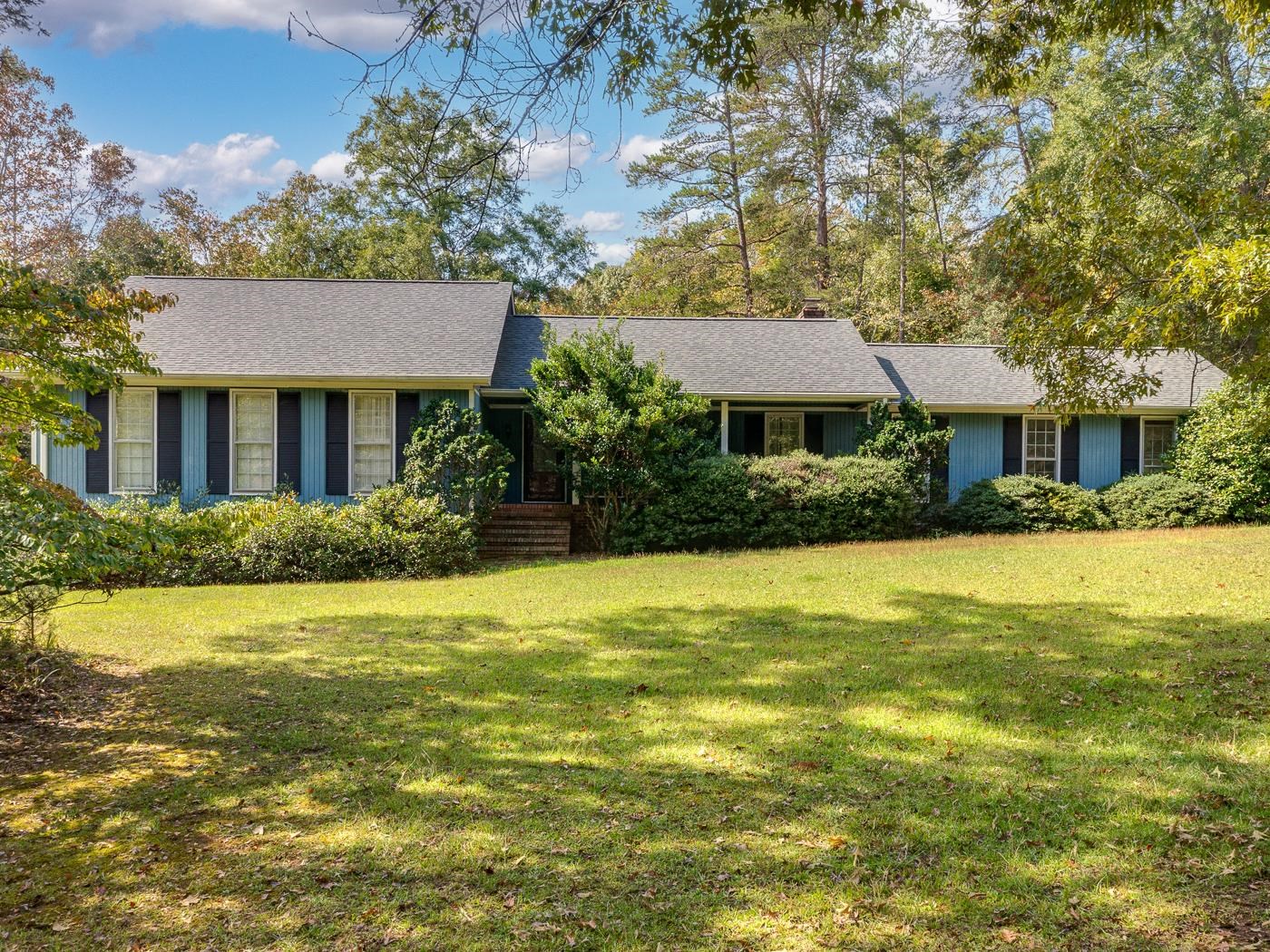 102 Edgebrook Court Spartanburg SC 29302