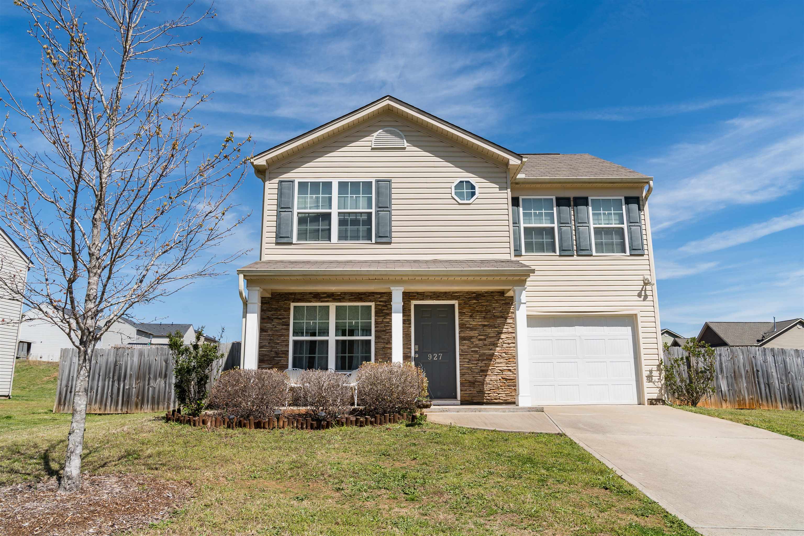 927 Slow Creek, Boiling Springs, SC 29316