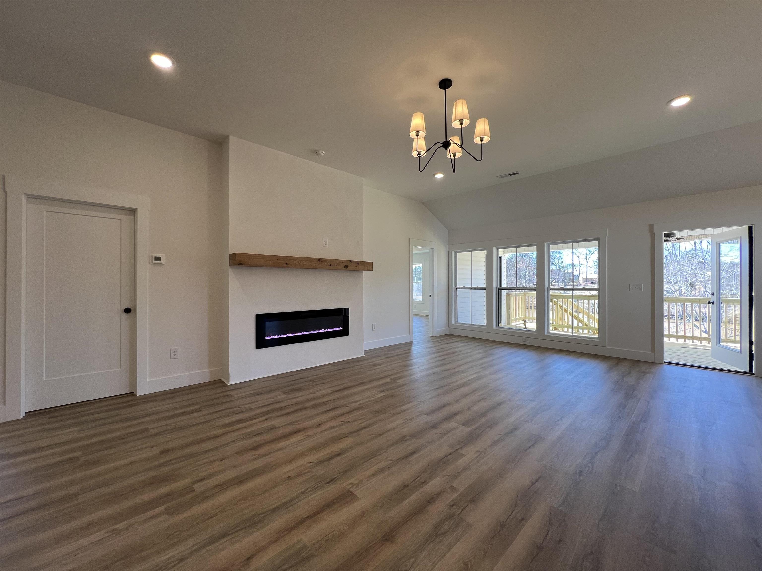 182 Sunward Path Inman, SC 29349 Affinity Group Realty