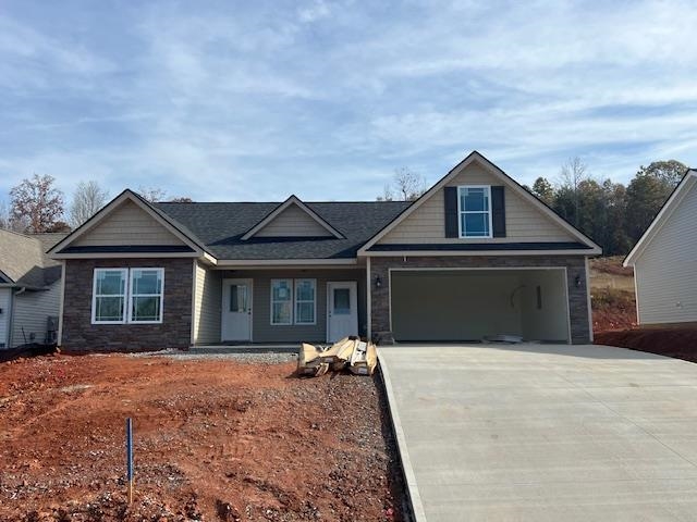 COMPLETE 12/17/2024!! Local Builder with quality workmanship at Shands Park. Great location, close to Wellford, Lyman, Greer, Inman and Spartanburg! Custom Plan. Three (3) Bedrooms. Covered patio. Large Laundry with sink. Granite countertops. Luxury Vinyl Plank in all living and wet areas and carpet in bedrooms. Builder Move in Package to include blinds and refrigerator. Must See! Lot 20 - Custom Archer Plan