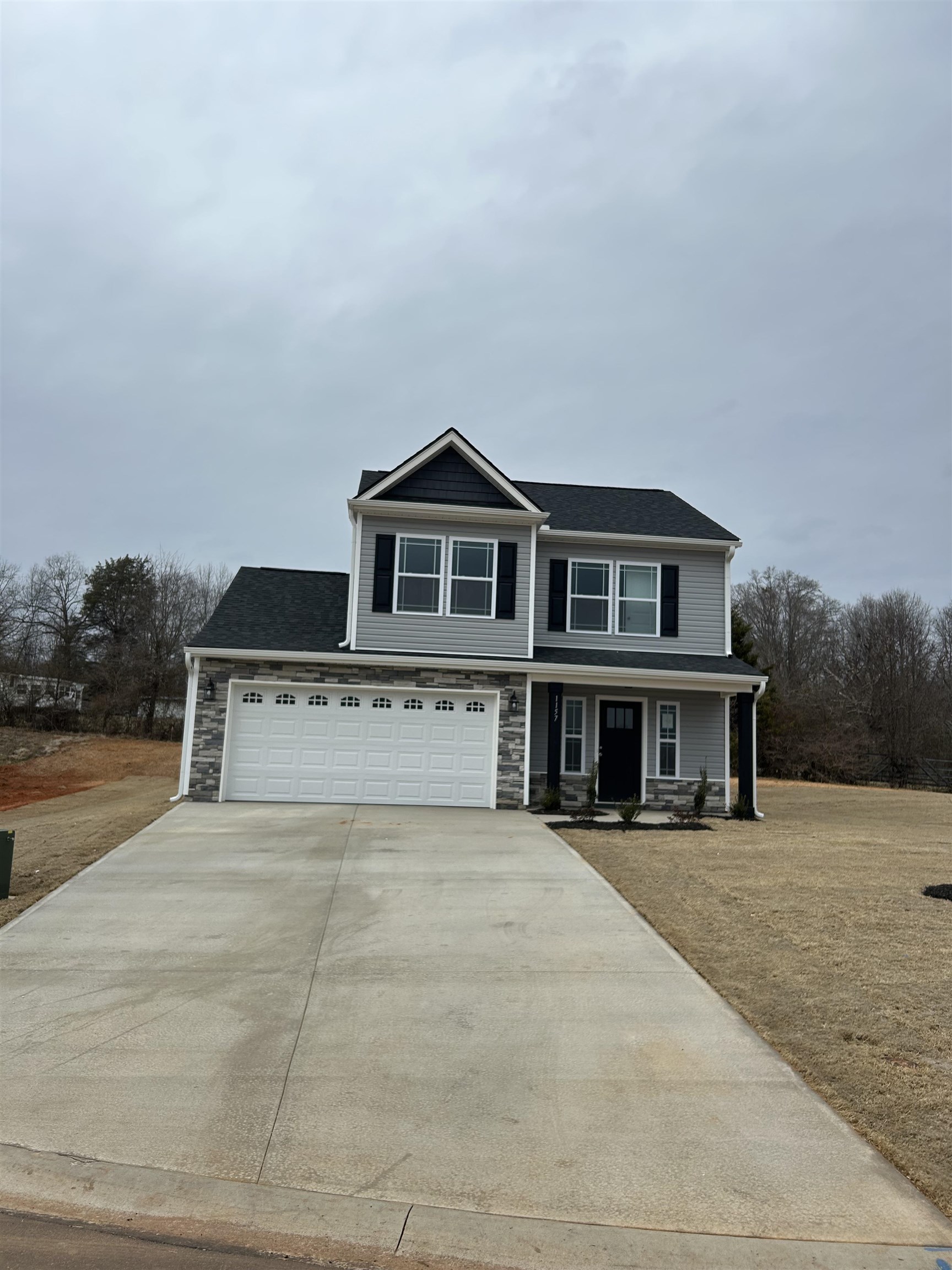 Welcome to the REYNOLDS floor plan. This 2 story home features 3 bedrooms, 2 1/2 bathrooms, luxury vinyl plank floorings, granite countertops throughout, corner fireplace, a covered back patio, and much more! Situated on a large lot just seconds from Lake Bowen in the brand new, New Prospect Haven community!