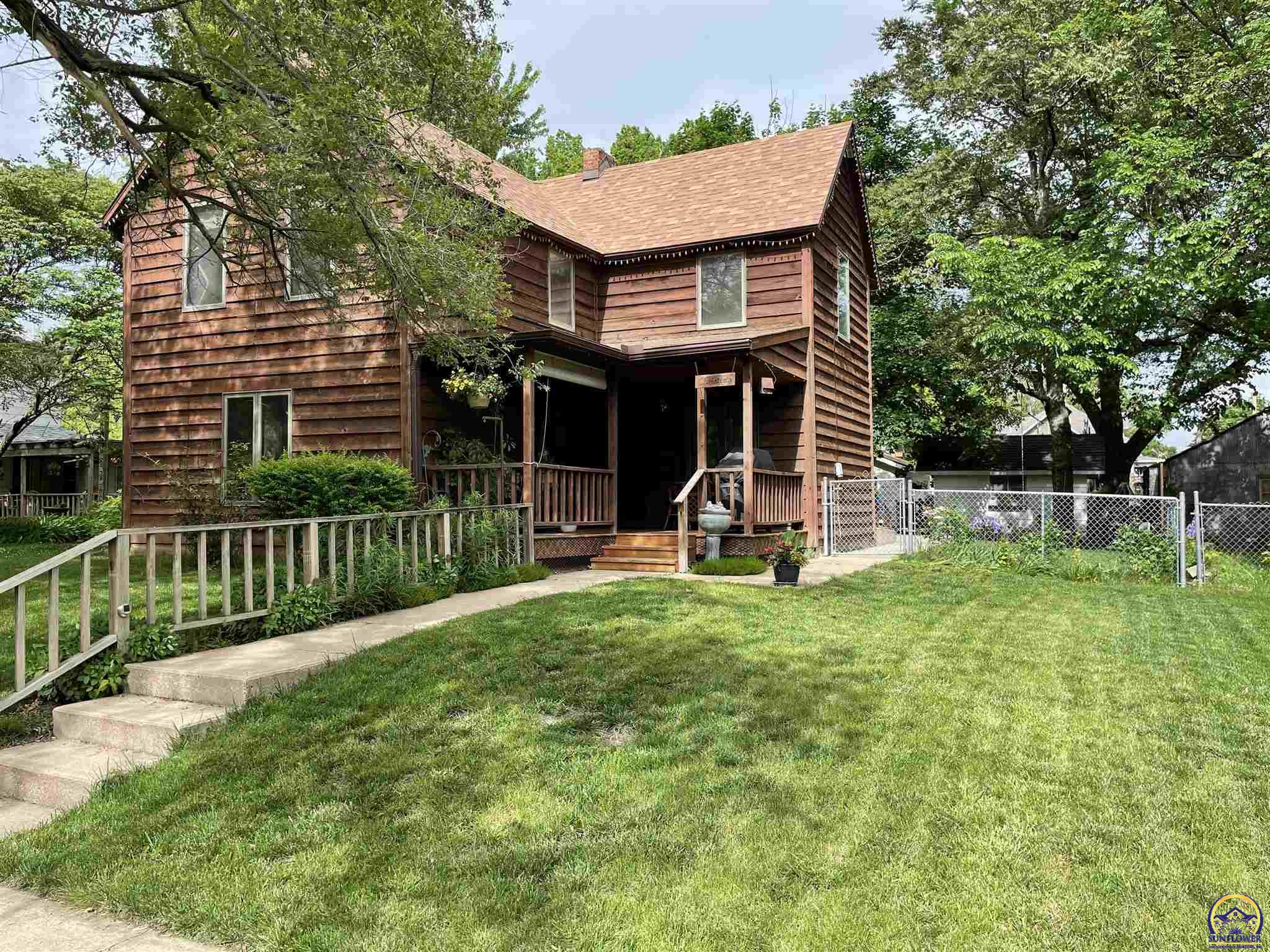 307 Oak ST, Valley Falls, KS 66088 TrustPoint Insurance