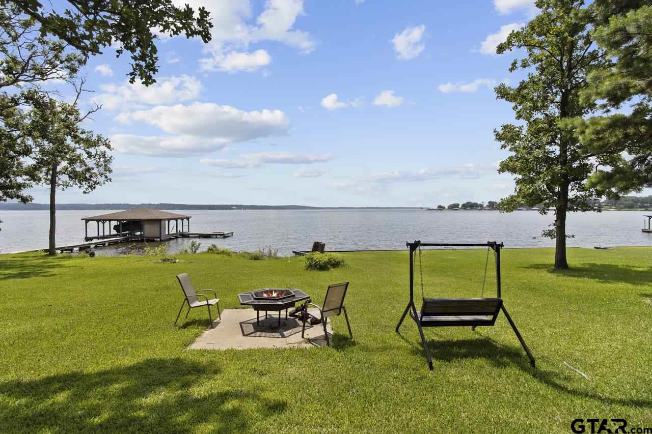 Waterfront Homes In Texas Homes And Properties Realty