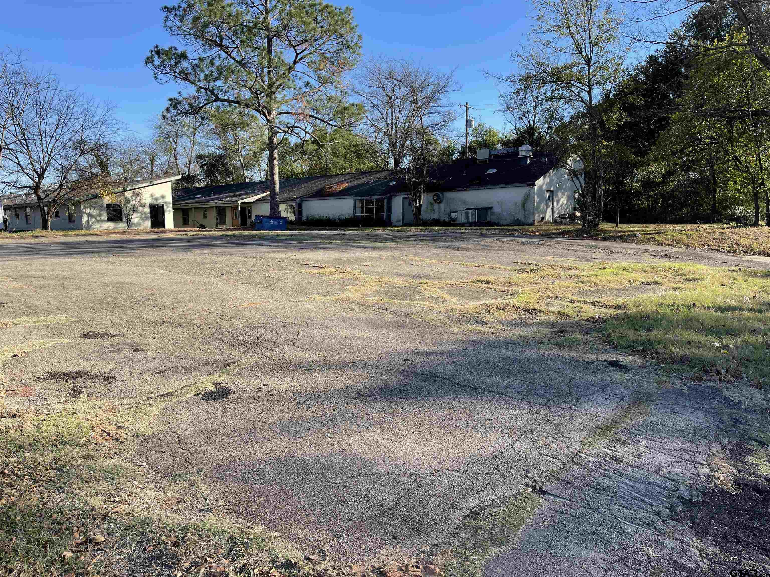 FOR SALE, COMMERCIAL PROPERTY!! Zoned general retail - multi-use lot. Let your mind go wild!