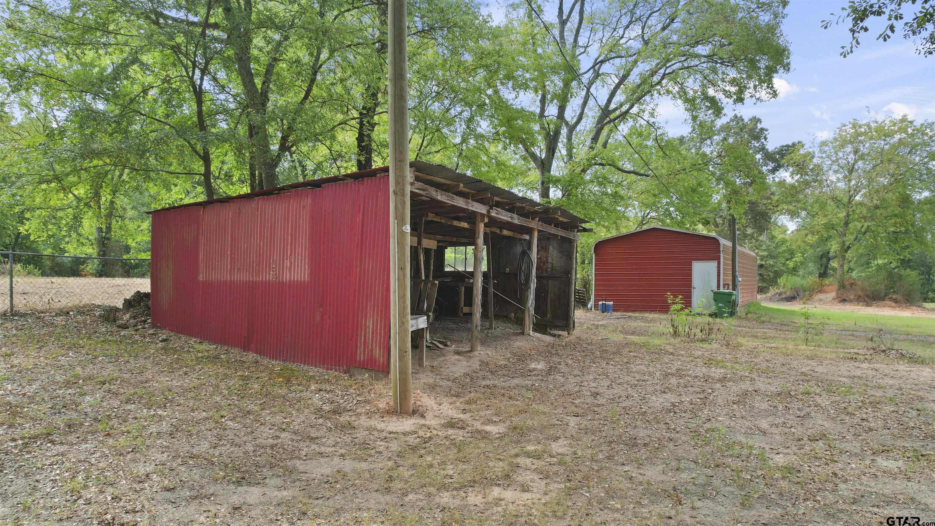Pole barn and metal shop