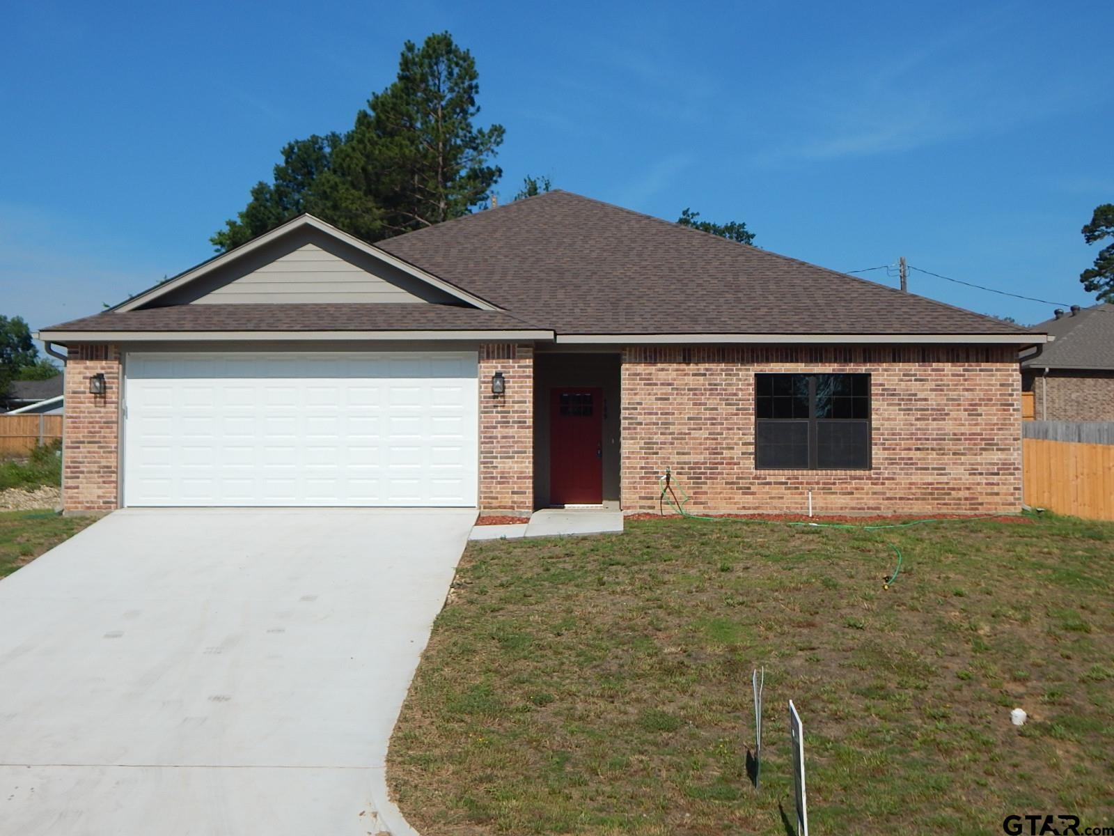 NEW CONSTRUCTION !!!!! 3/2/2 BRICK IN GILMER, 1,834 SQ. FT., 9 FOOT CEILINGS, 2 CAR TALL GARAGE FORBIGTRUCK, GRANITE COUNTER TOPS, CUSTOM LIGHTING, CABINETS, LARGE PANTRY, GREAT FLOOR PLAN.CLOSETO SCHOOLS AND SHOPS. SHOULD BE COMPLET IN 60 DAY. CALL FOR APPOINTMENT