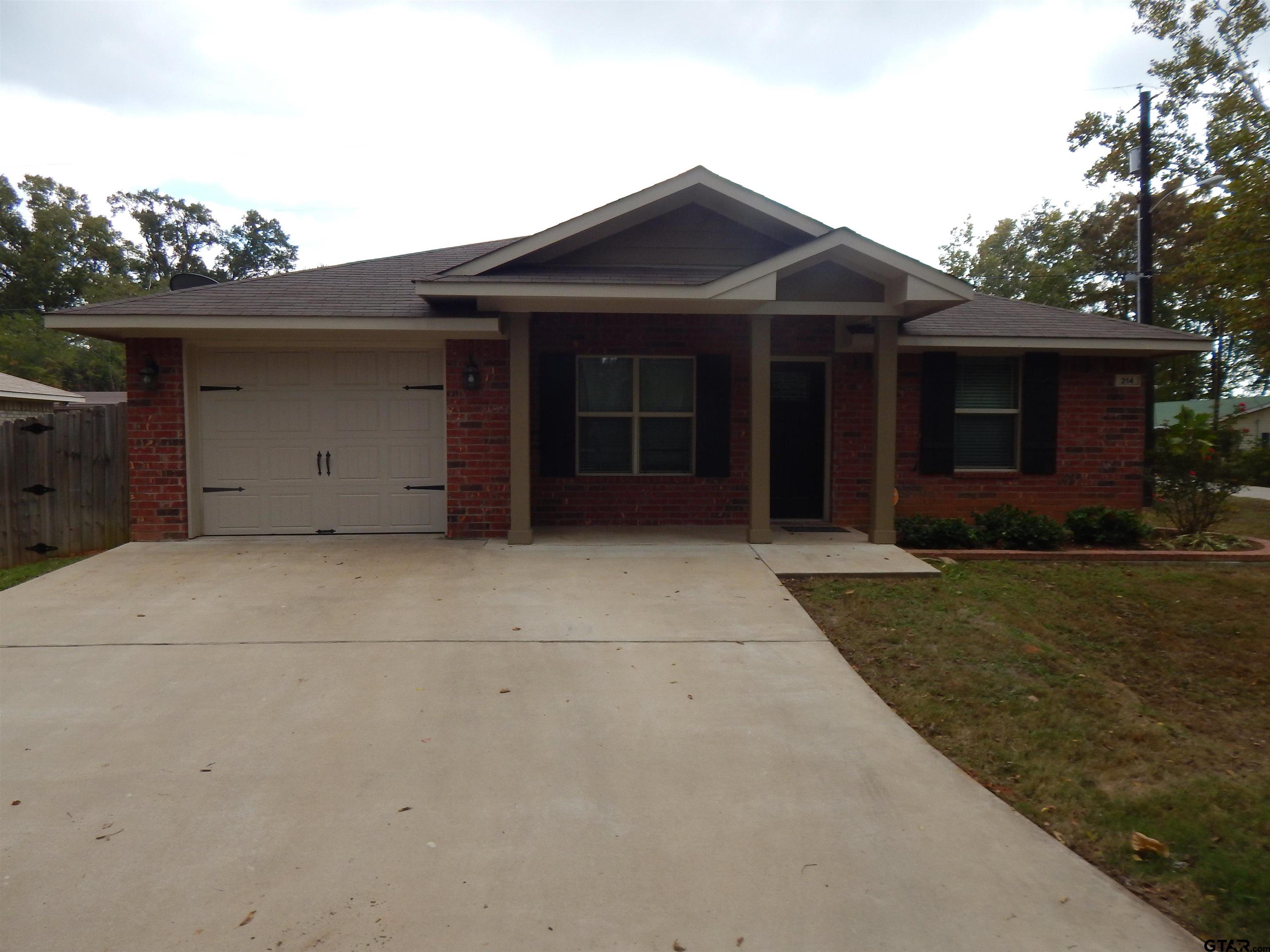 314 Mallory St., Lindale, TX 75771