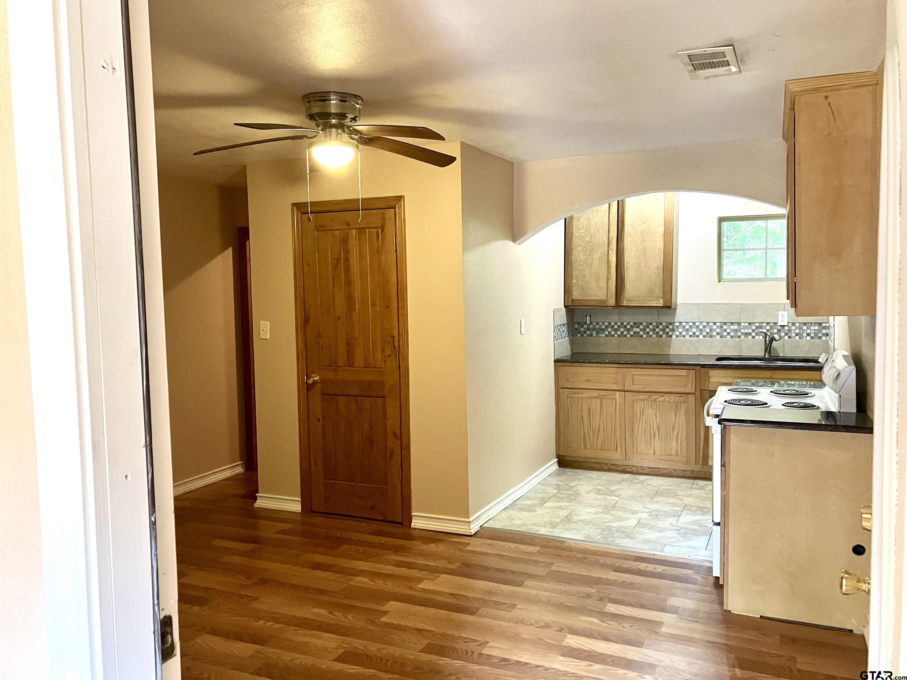 12221 Fannin Pkwy, Apt B, Tyler, Texas 75708, ,Duplex,For Sale,Fannin Pkwy, Apt B,23005980