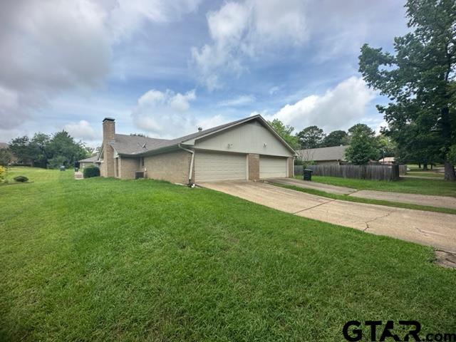 8312 Garrett Dr, Tyler, Texas 75701, ,Duplex,For Sale,Garrett Dr,23006586
