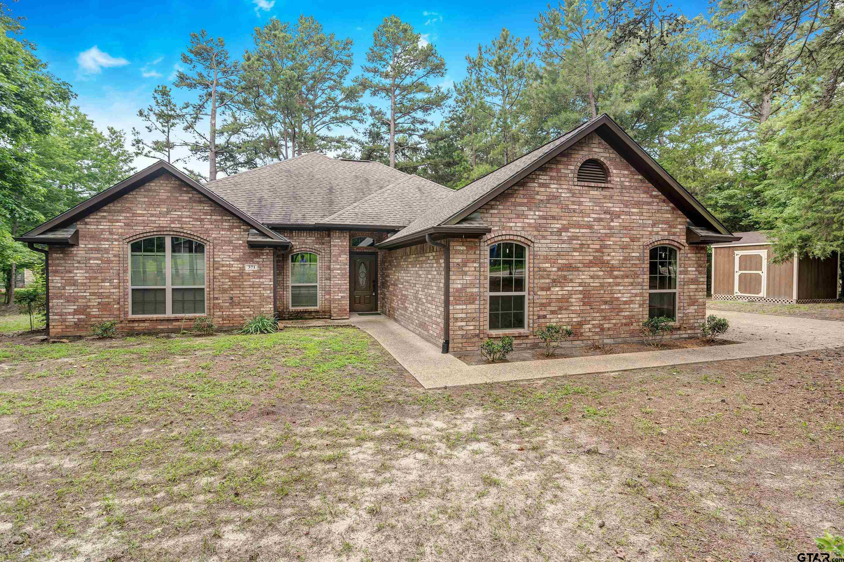 Luxury Real Estate Agents in Holly Lake Ranch, TX