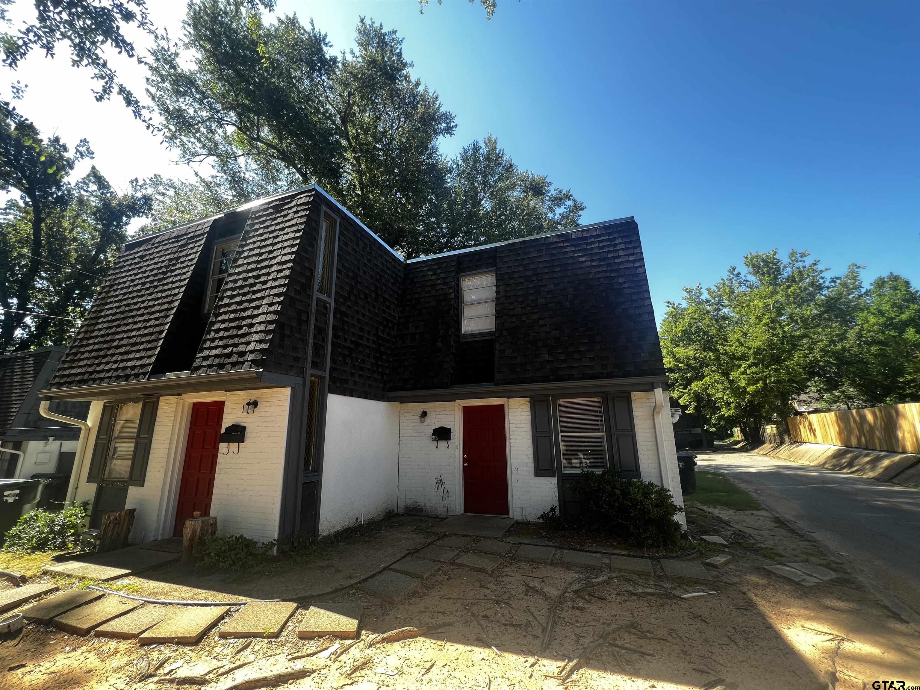 513 5th, Tyler, Texas 75701, ,Duplex,For Sale,5th,23010516