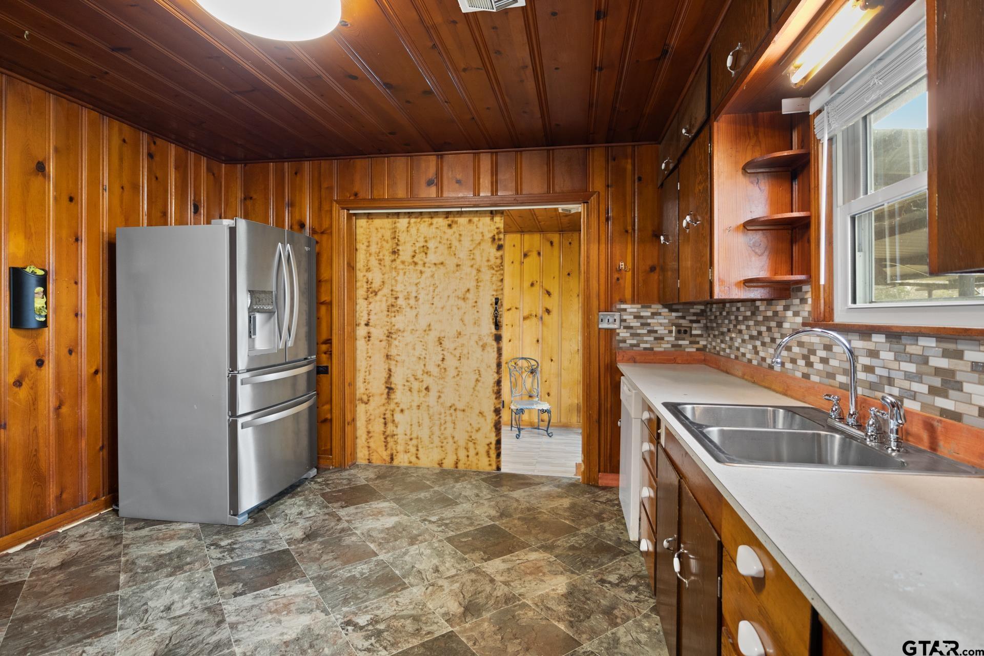 605 E Crawford St Talco, Texas 75487 Price 139,900 MLS 23015997