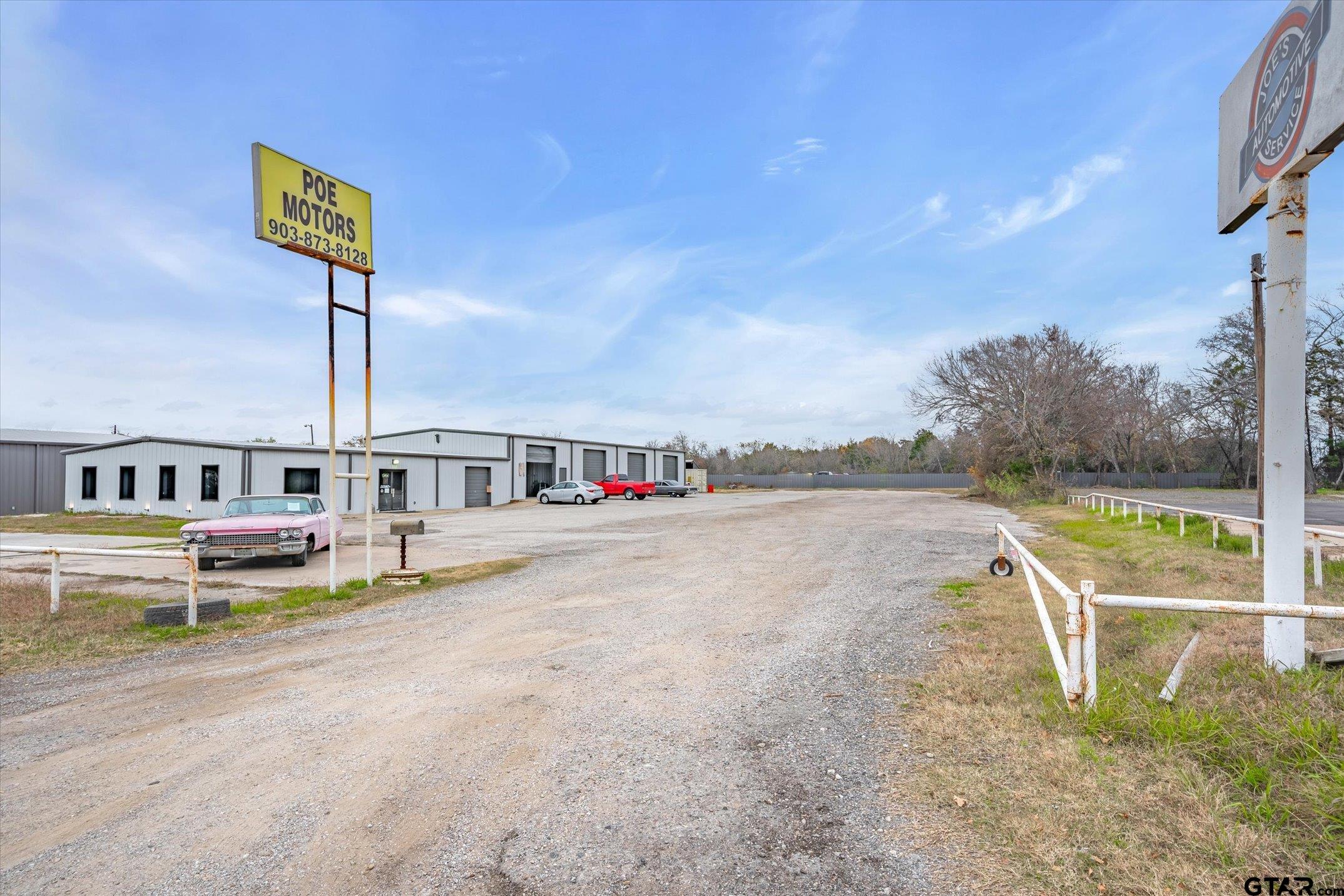 1111 Goodnight, Wills Point, Texas 75169, ,Building,For Sale,Goodnight,23016588