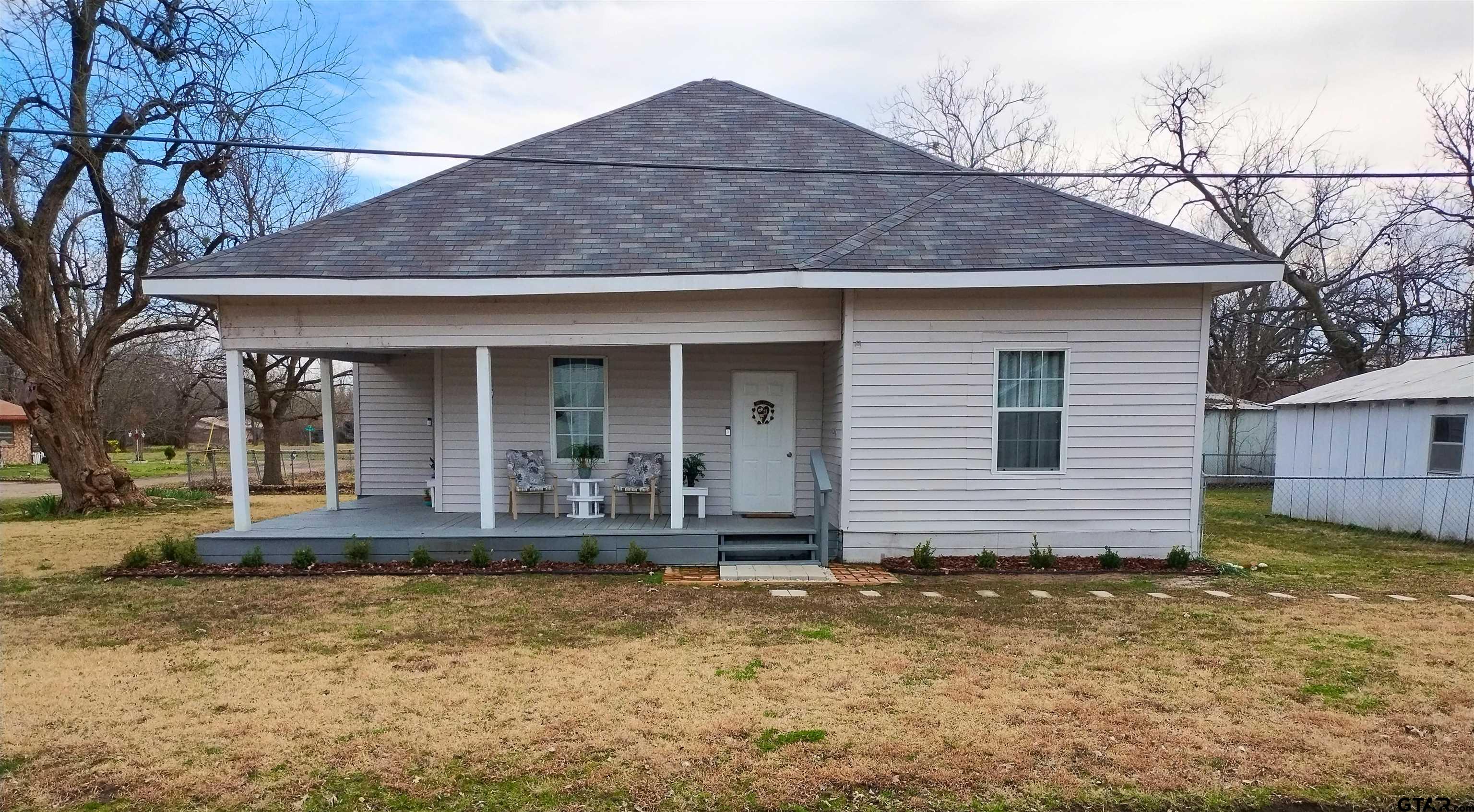 400 3rd St, Cooper, Texas 75432, 2 Bedrooms Bedrooms, ,1 BathroomBathrooms,Single Family Detached,For Sale,3rd St,24001854